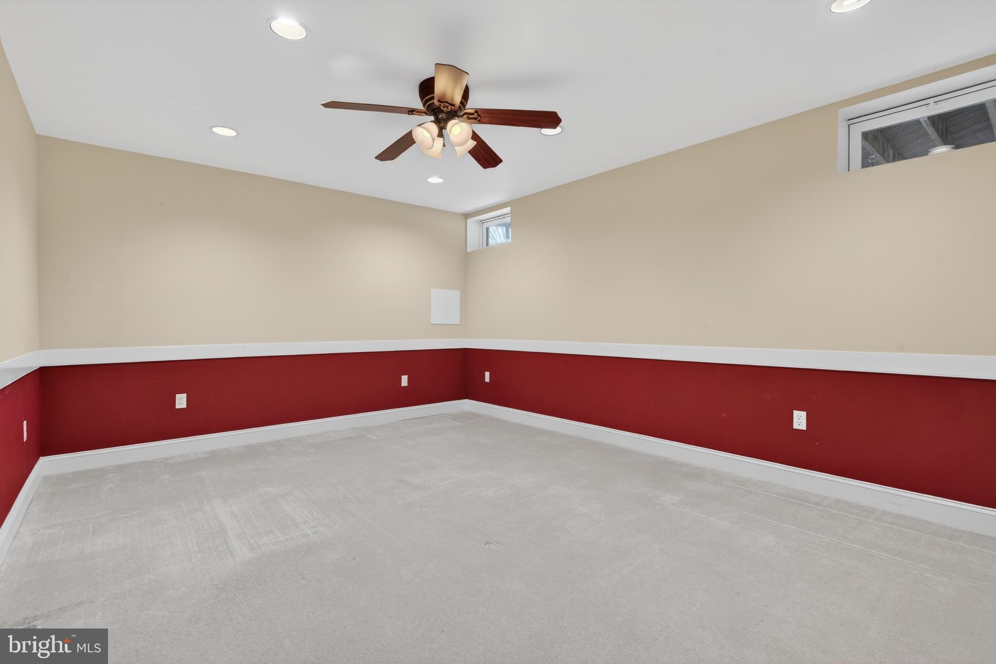 VILLAS AT SHREWSBURY - Residential