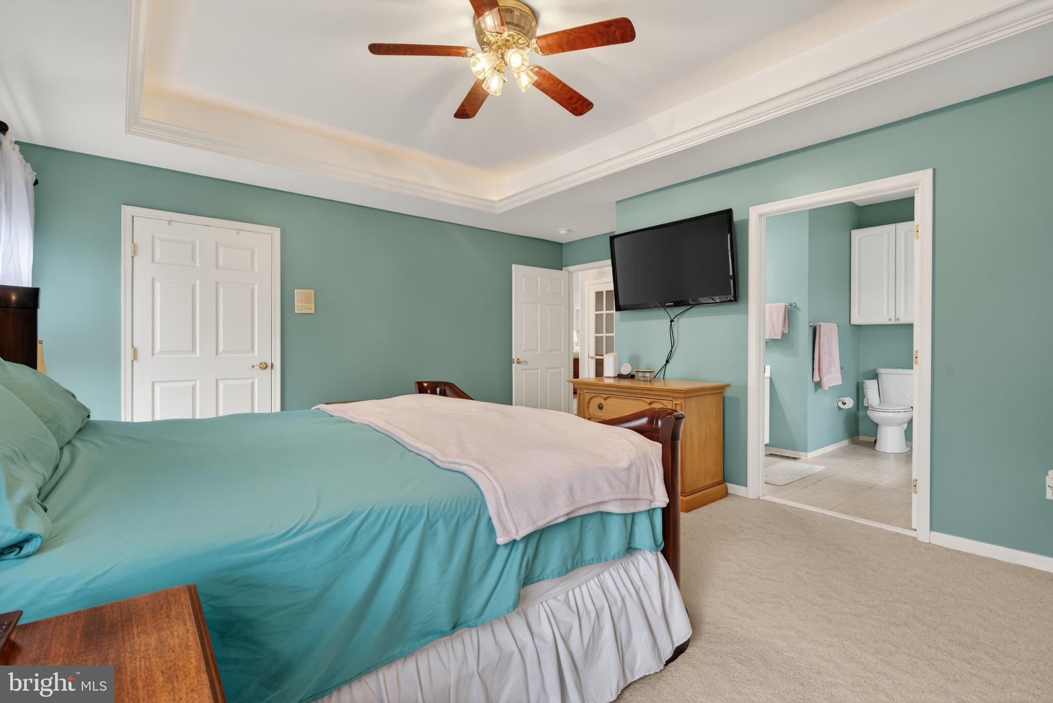 VILLAS AT SHREWSBURY - Residential