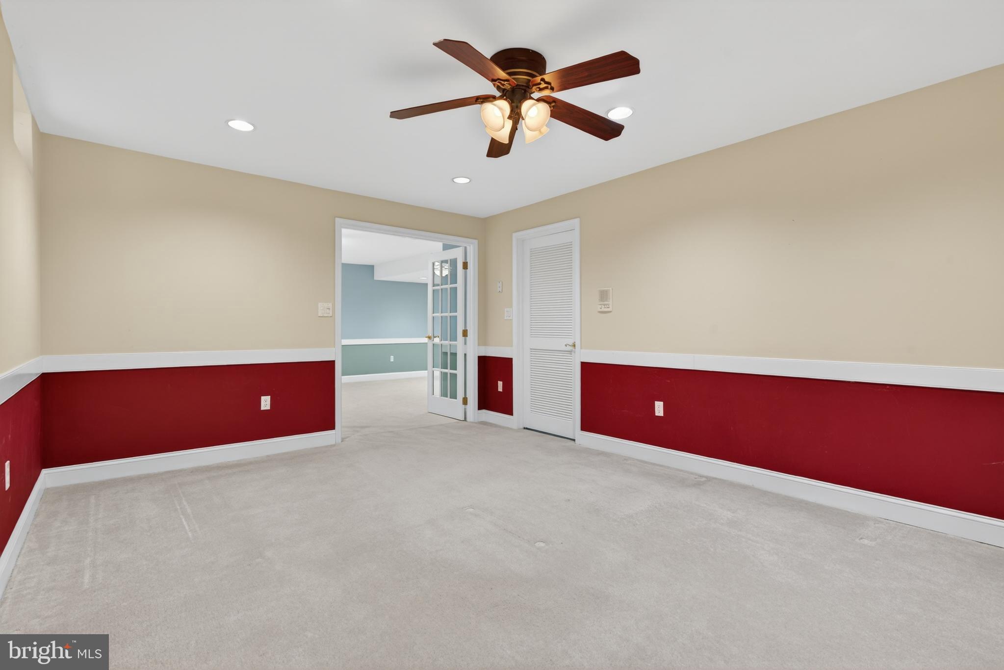 VILLAS AT SHREWSBURY - Residential