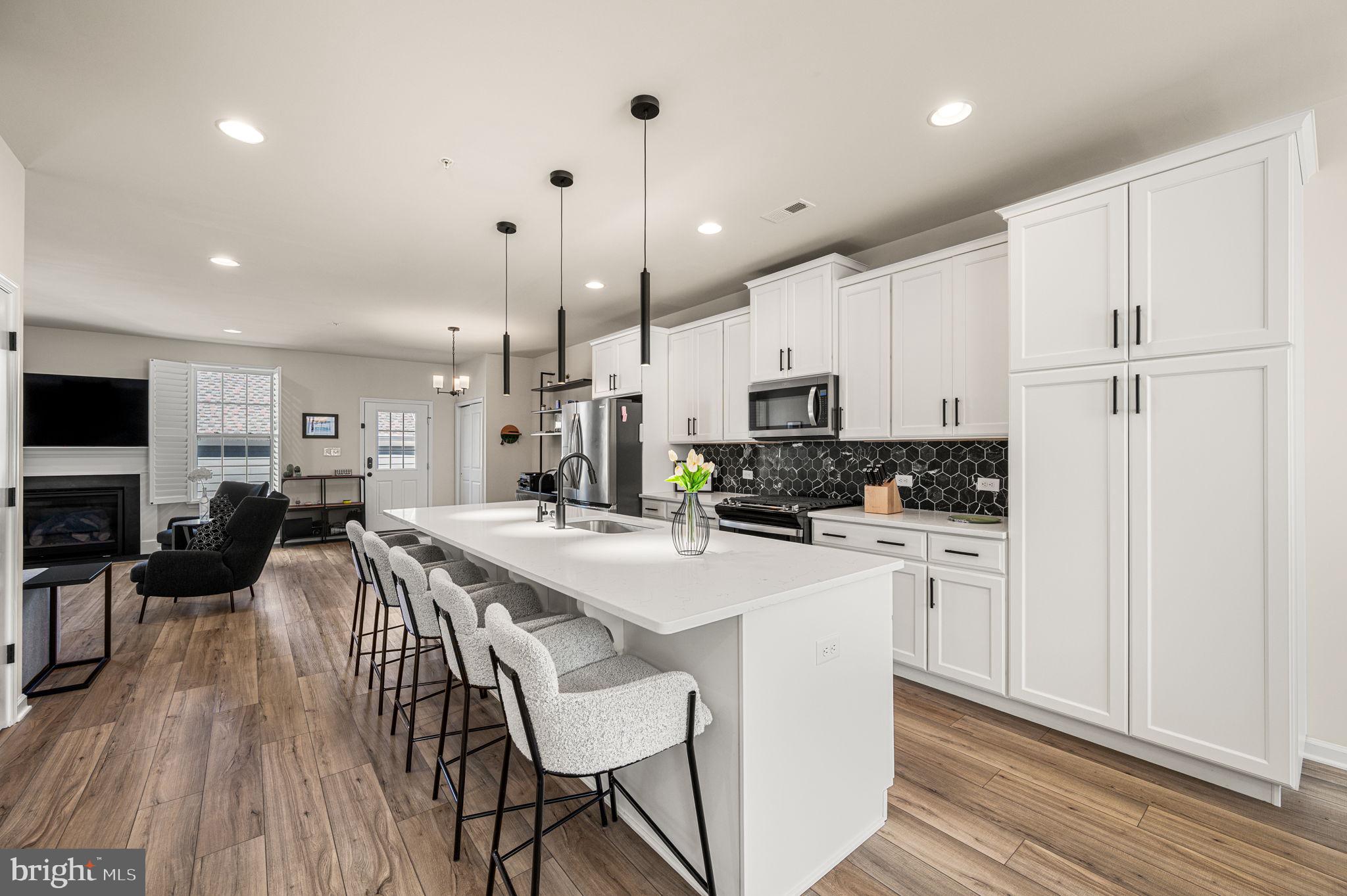 SPRING OAK - Residential