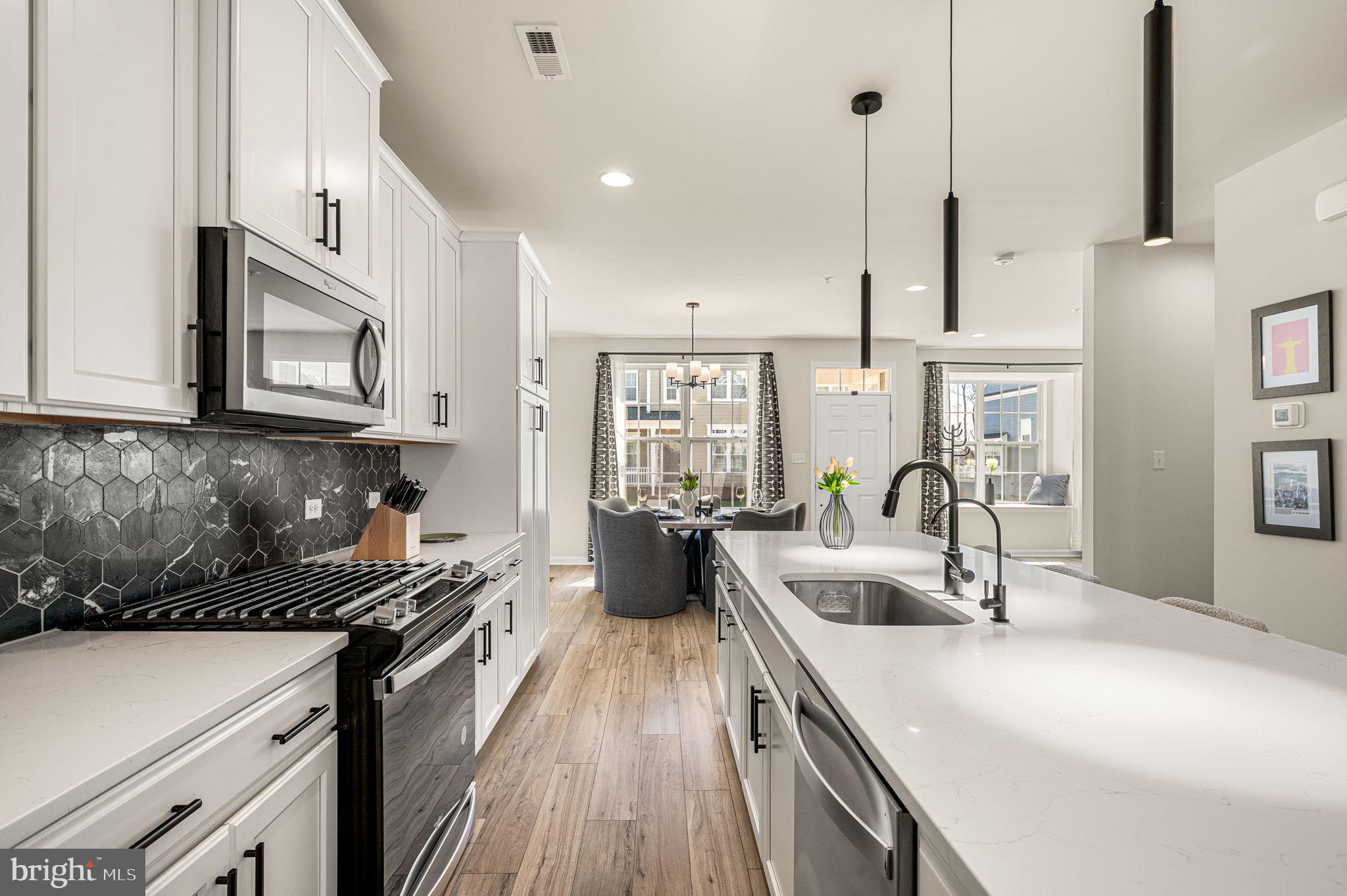 SPRING OAK - Residential