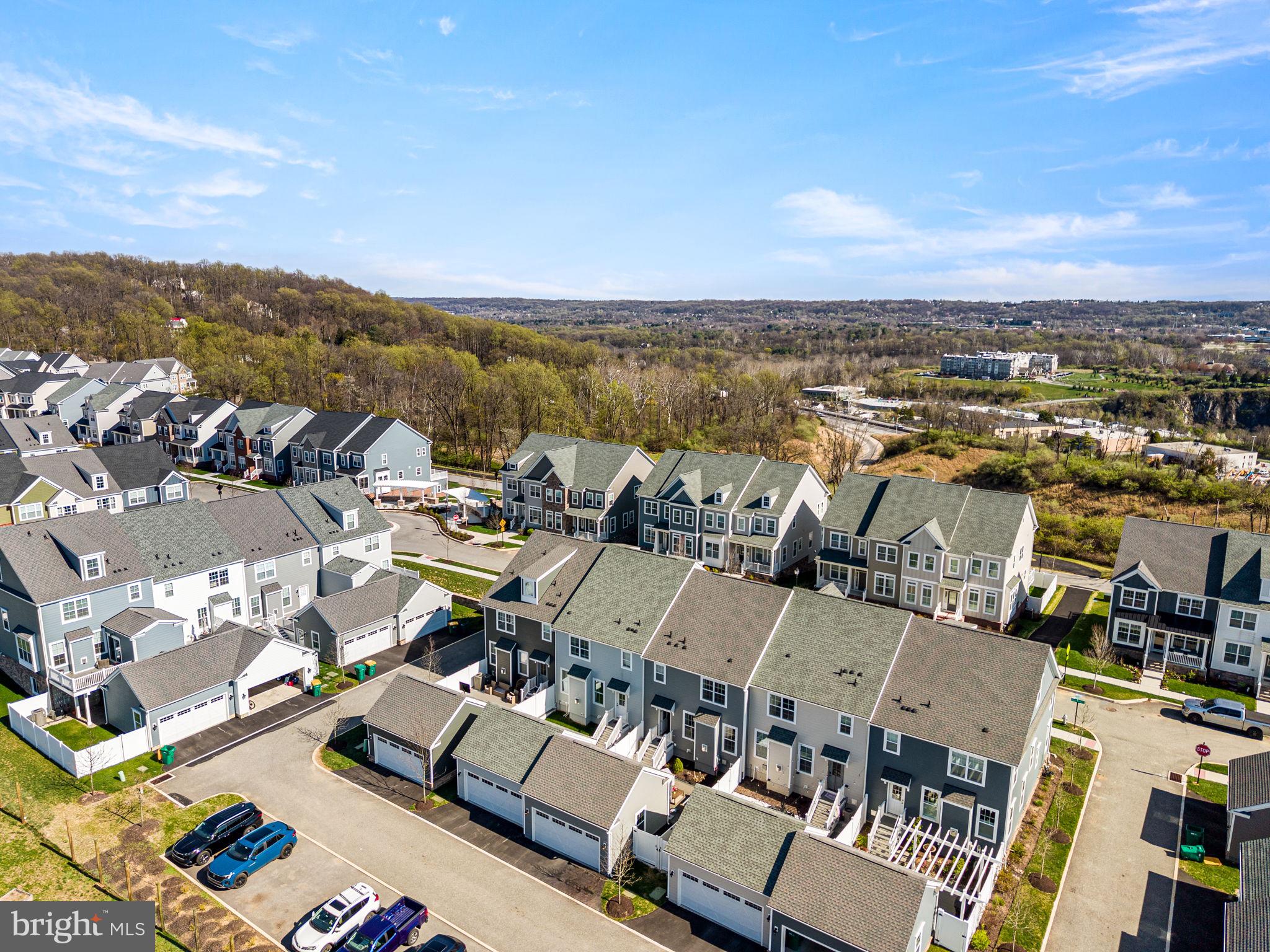 SPRING OAK - Residential