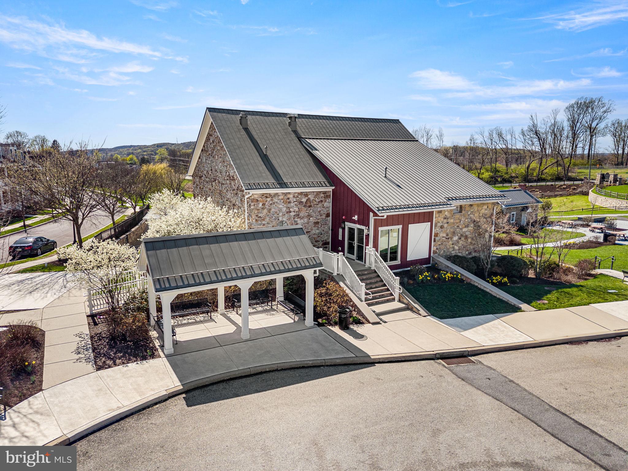 SPRING OAK - Residential
