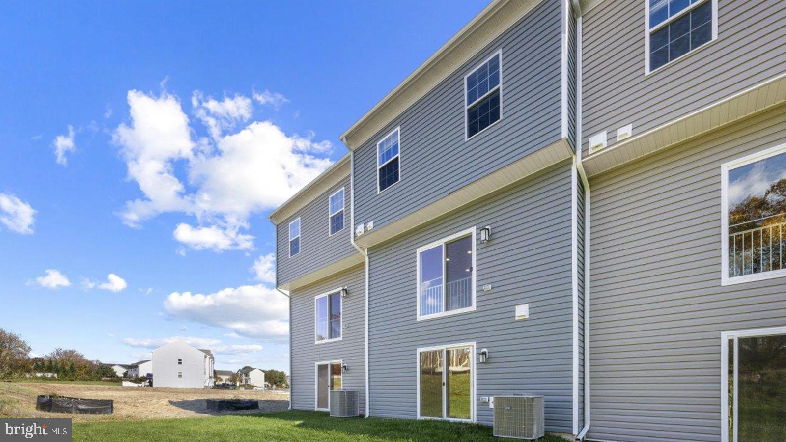 MAGNOLIA LANDING - Residential