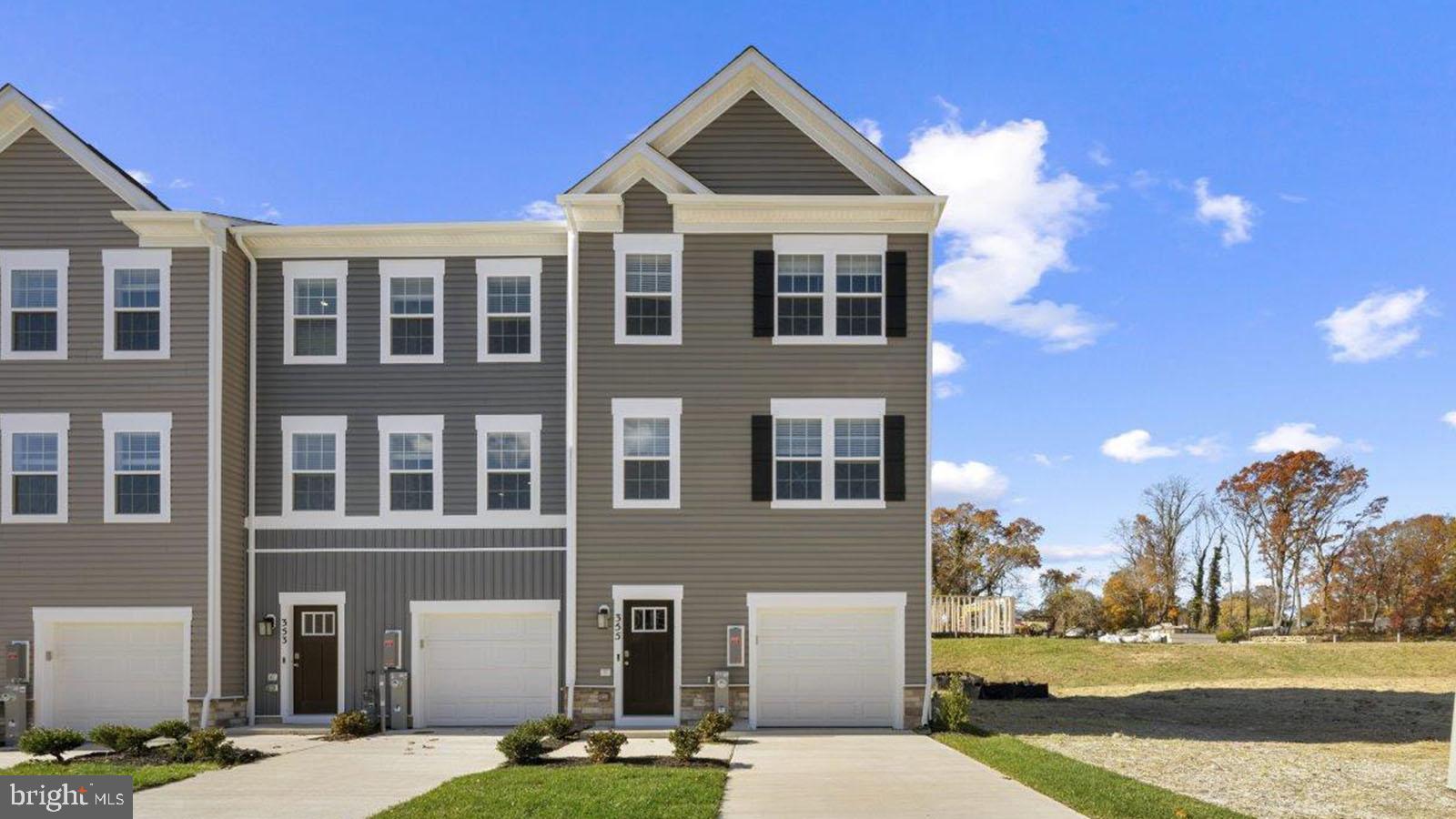 MAGNOLIA LANDING - Residential