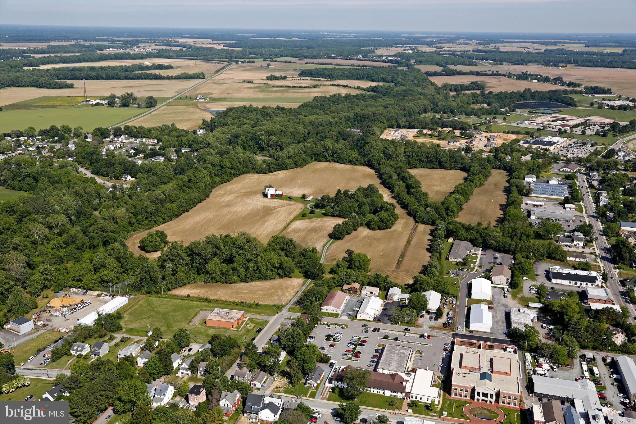CENTREVILLE - Residential