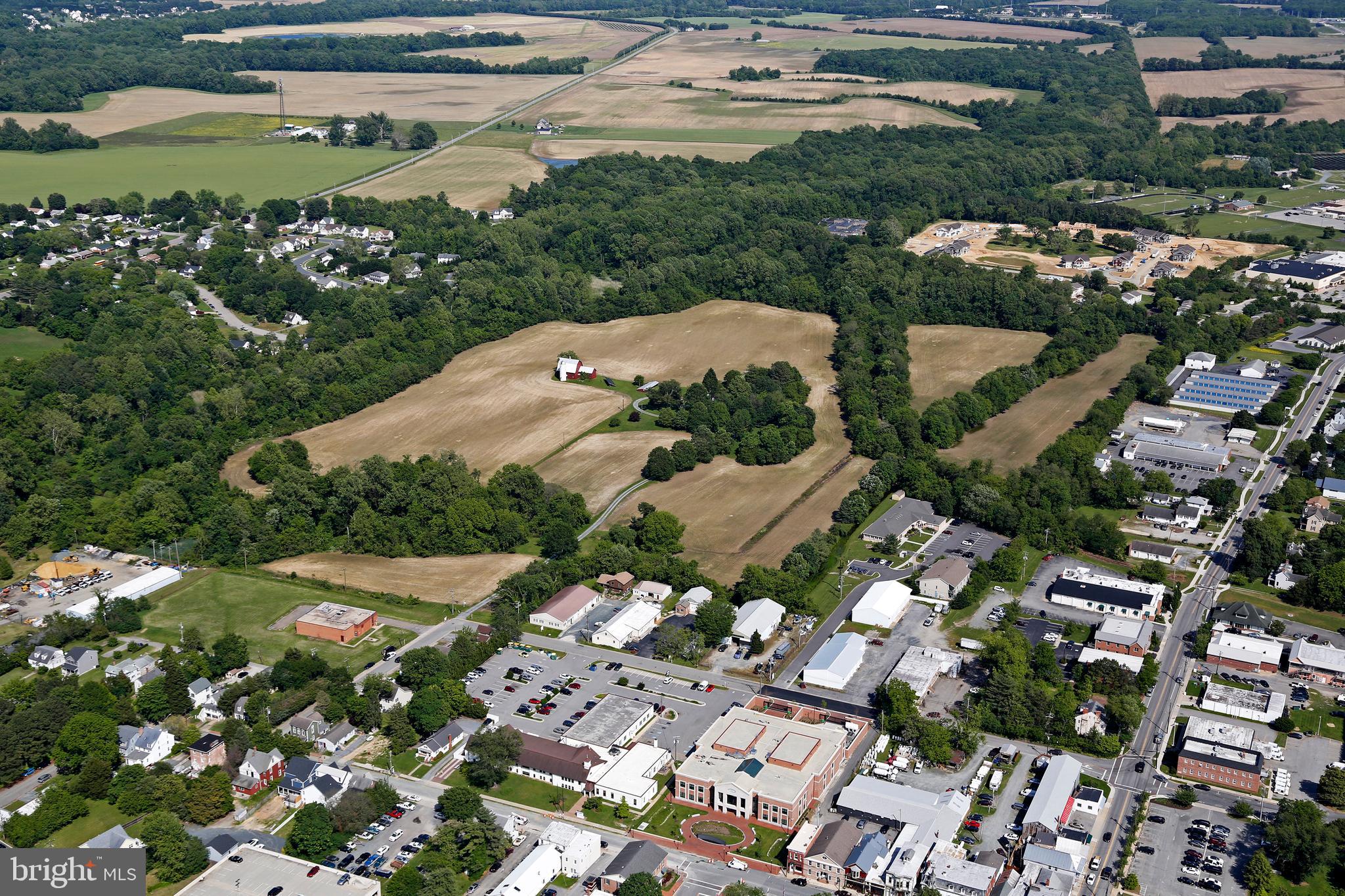CENTREVILLE - Residential