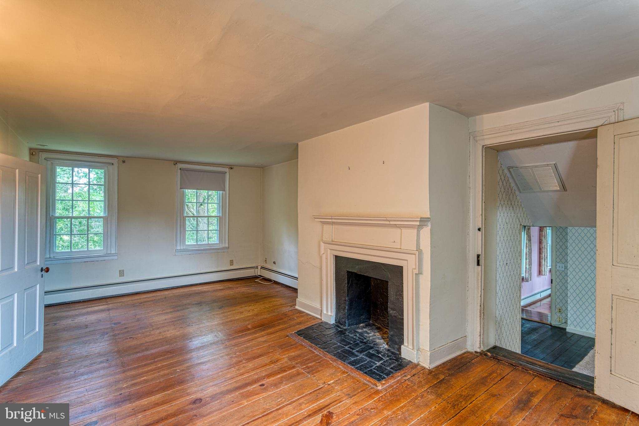 CENTREVILLE - Residential