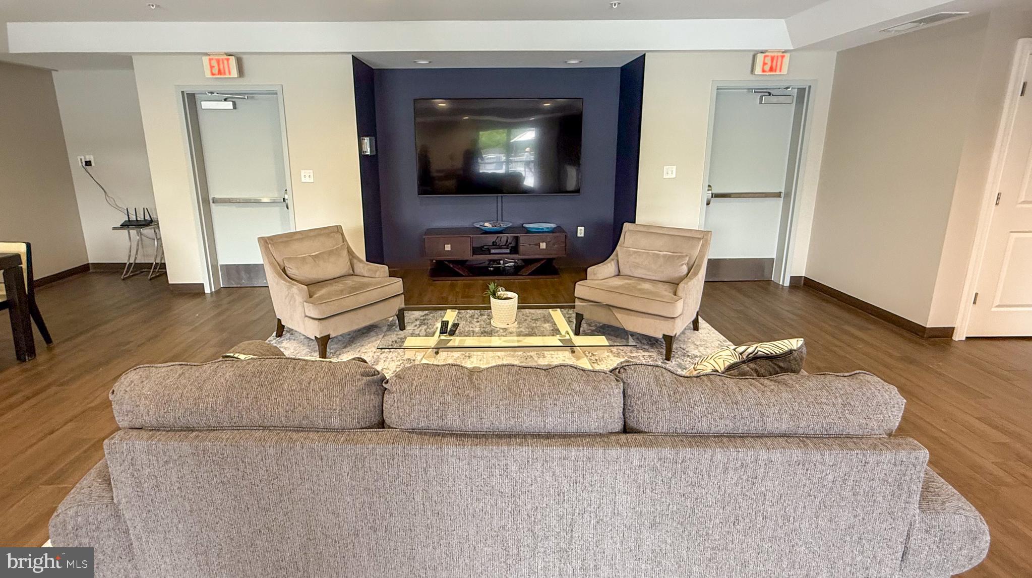 ISABELLA AT MONTICELLO MEWS - Residential