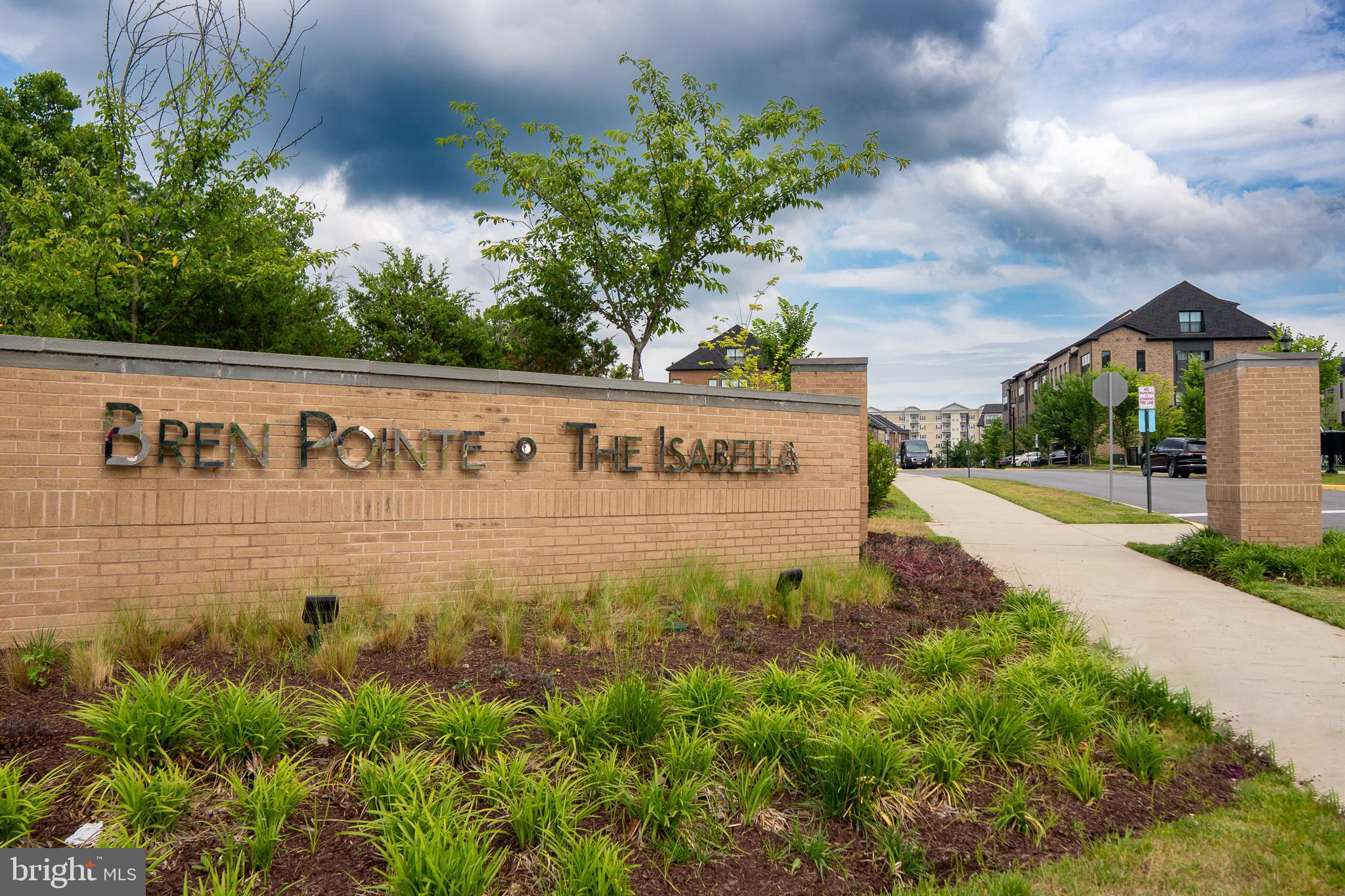 ISABELLA AT MONTICELLO MEWS - Residential