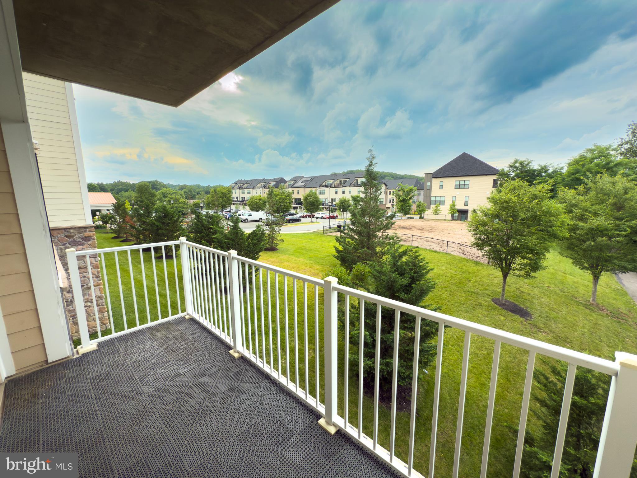 ISABELLA AT MONTICELLO MEWS - Residential