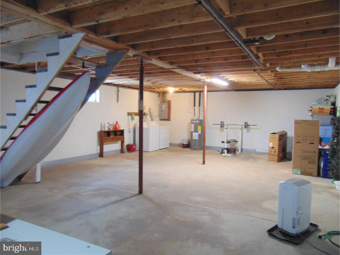 LAKE WYNONAH - Residential