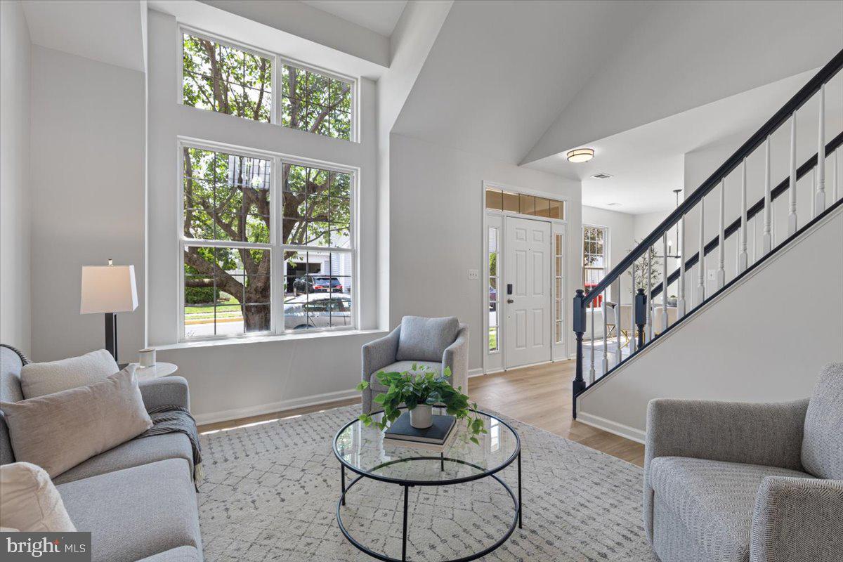 ASHBURN FARM - Residential