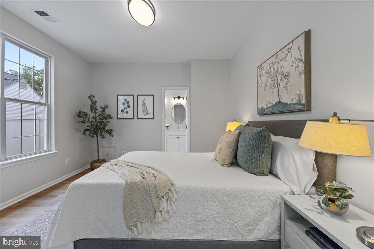 ASHBURN FARM - Residential