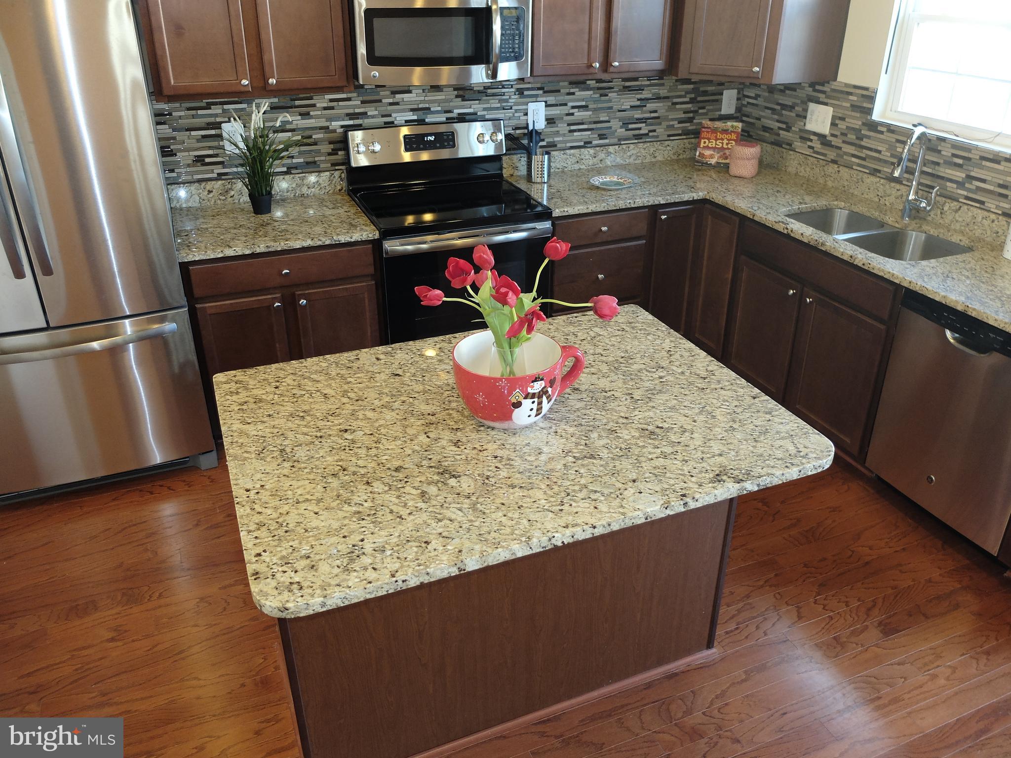 MAGNOLIA LANDING - Residential