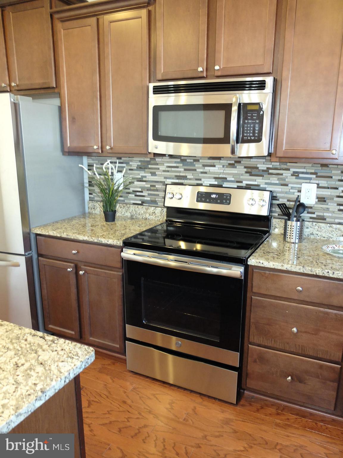 MAGNOLIA LANDING - Residential