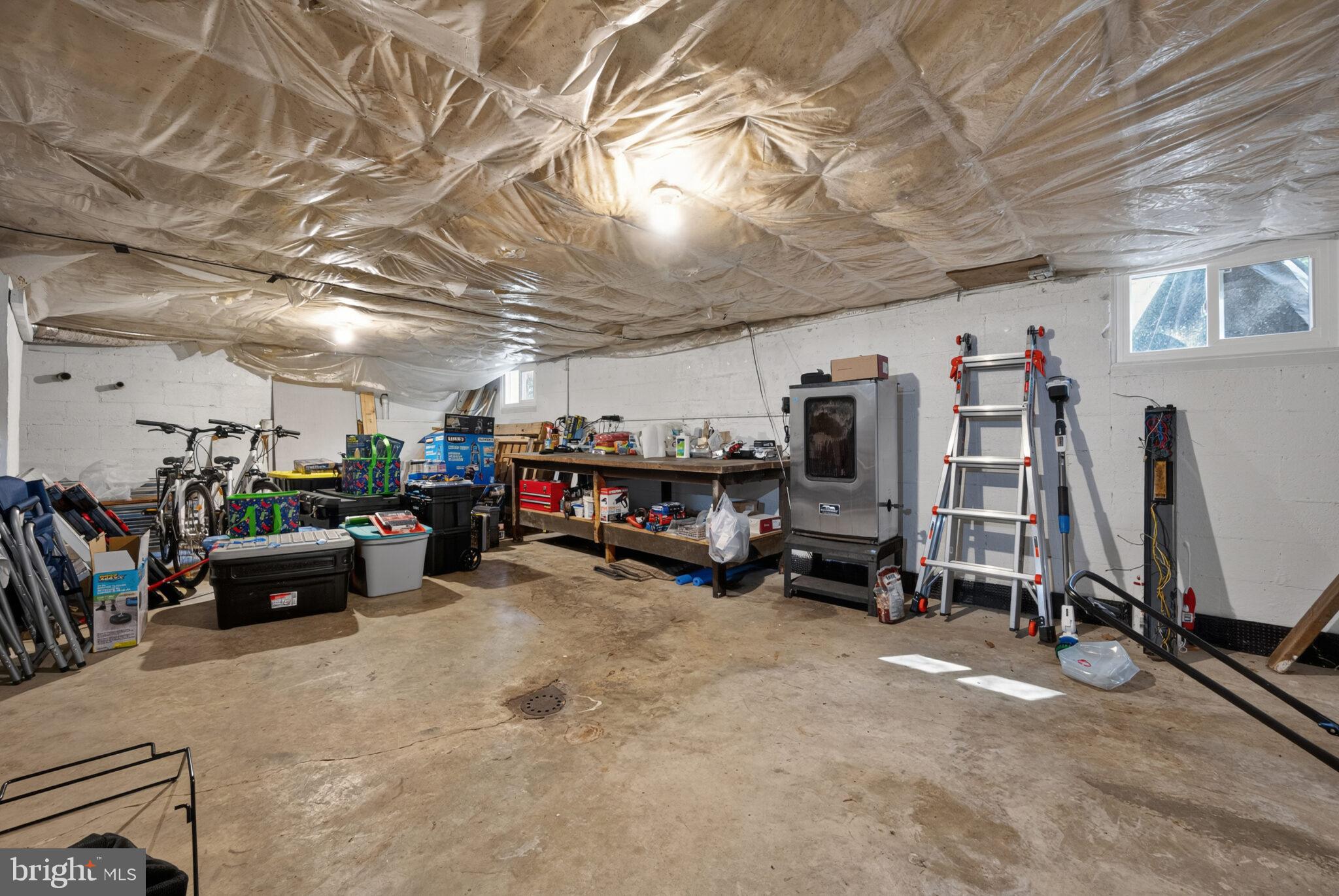 GREEN MEADOWS - Residential