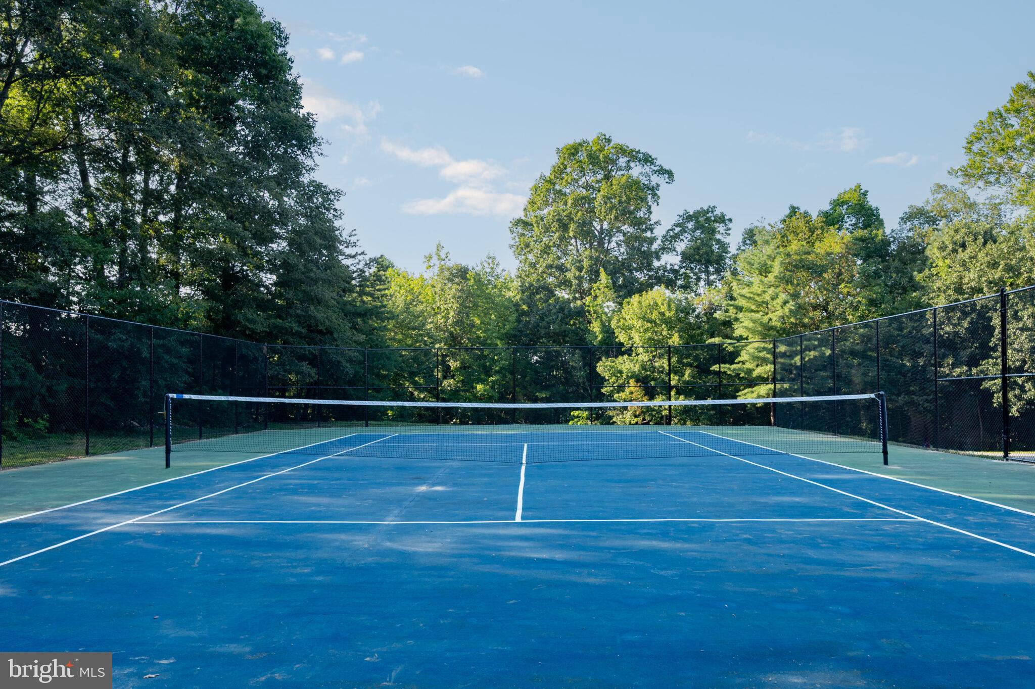 GREEN MEADOWS - Residential