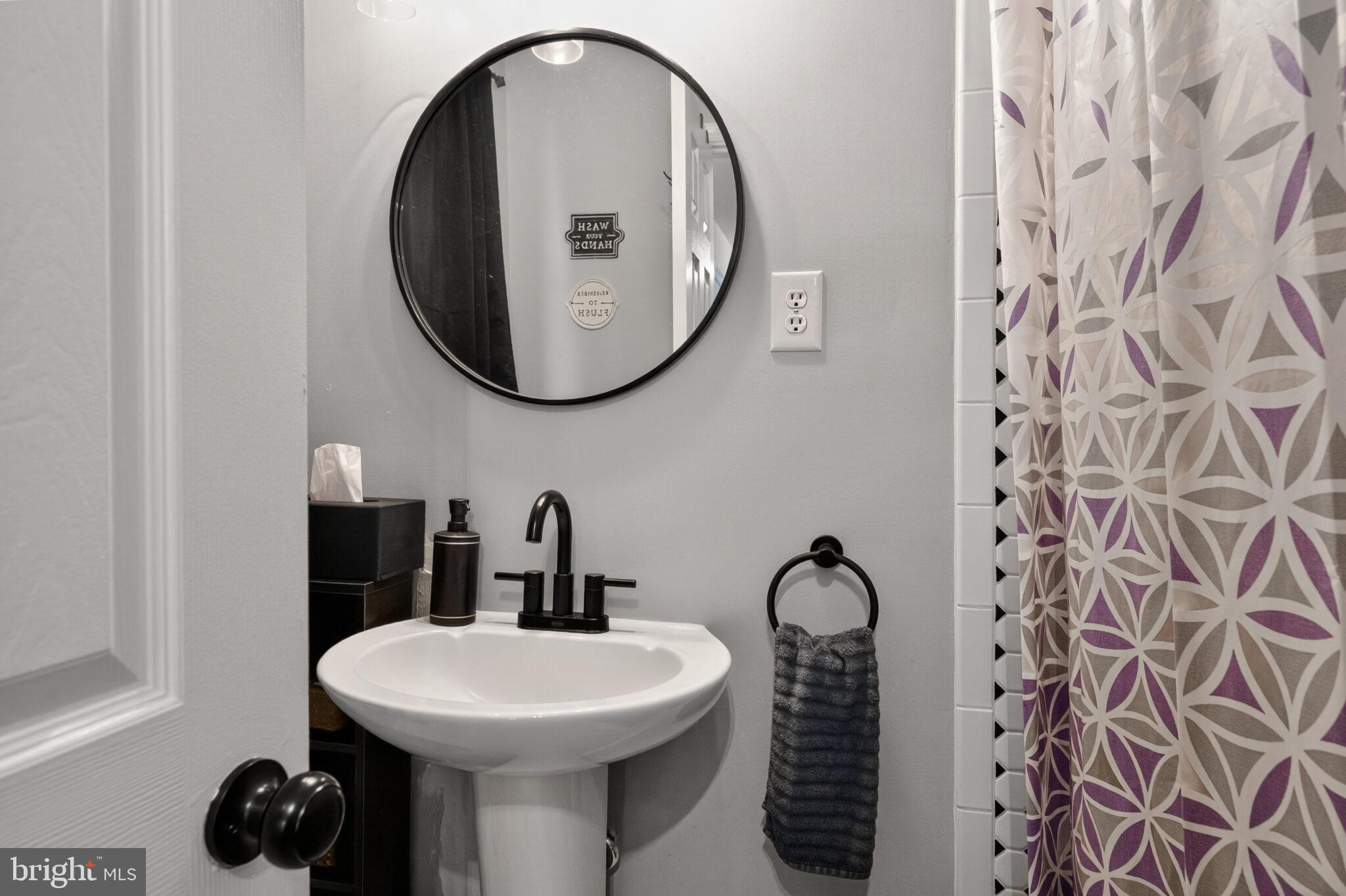 GREEN MEADOWS - Residential