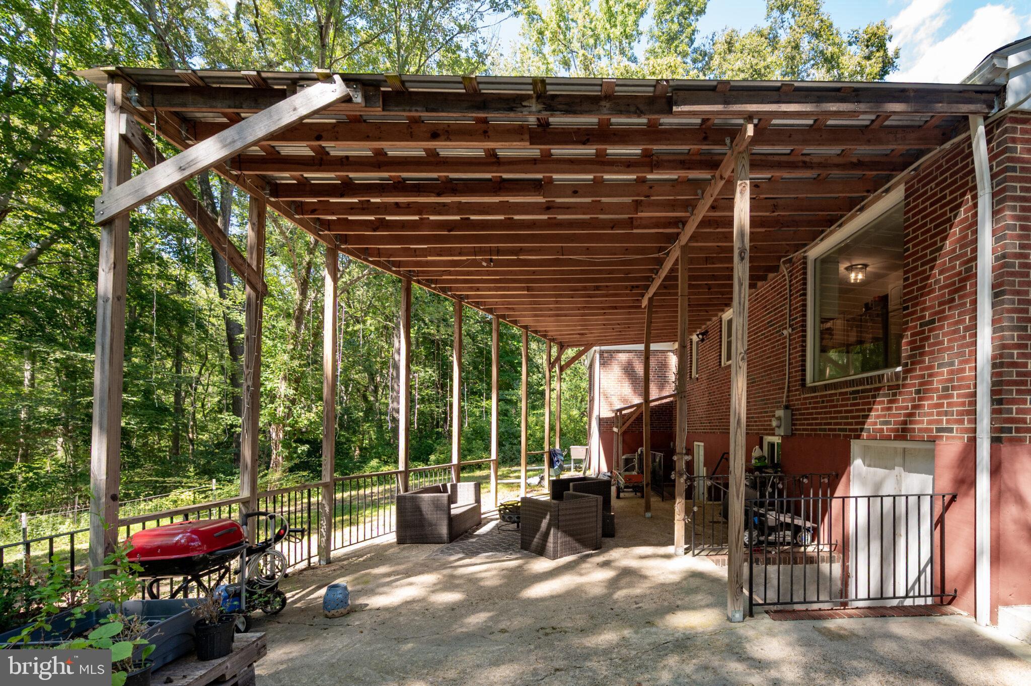 GREEN MEADOWS - Residential