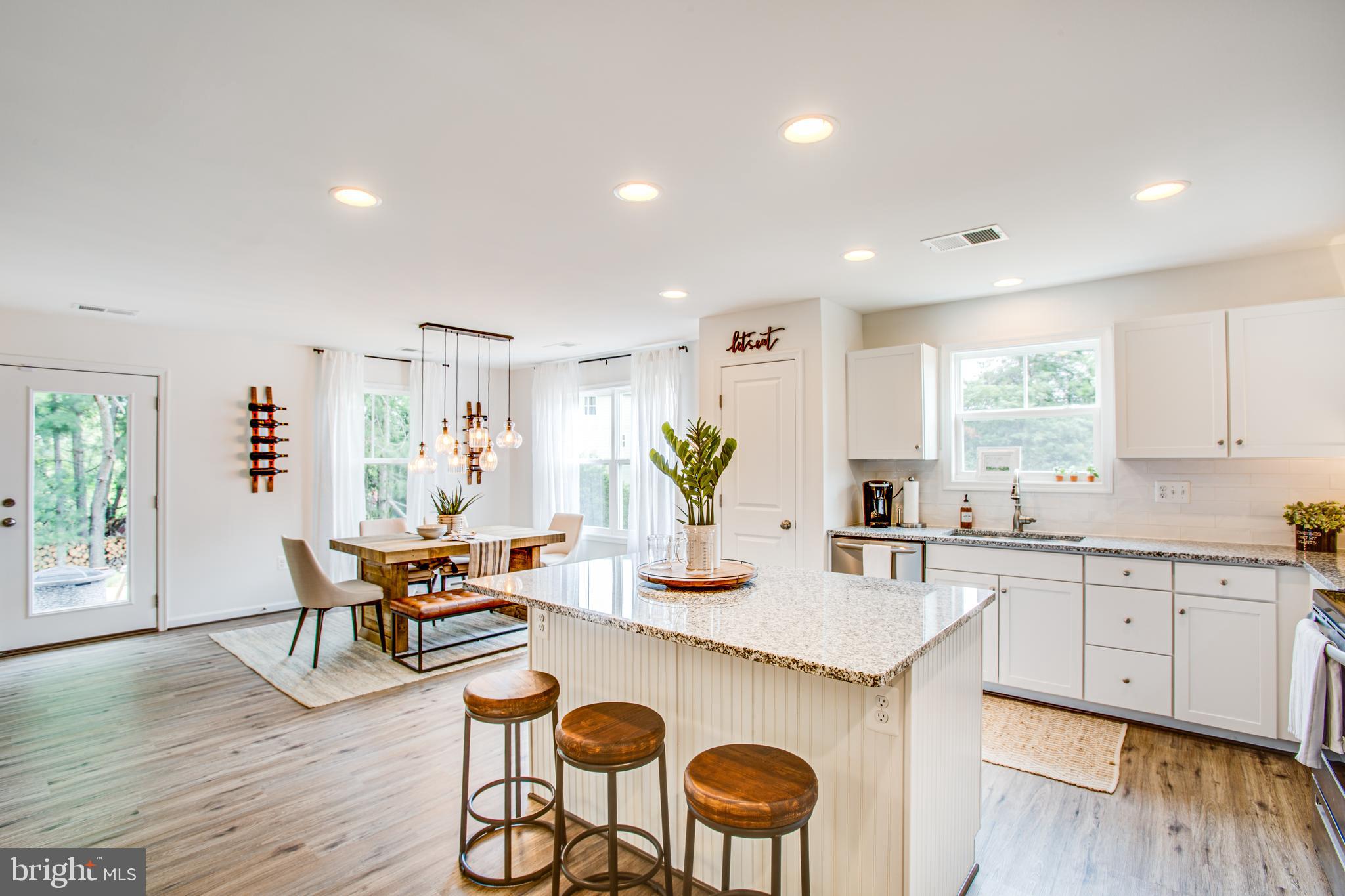 WASHINGTON GARDENS - Residential