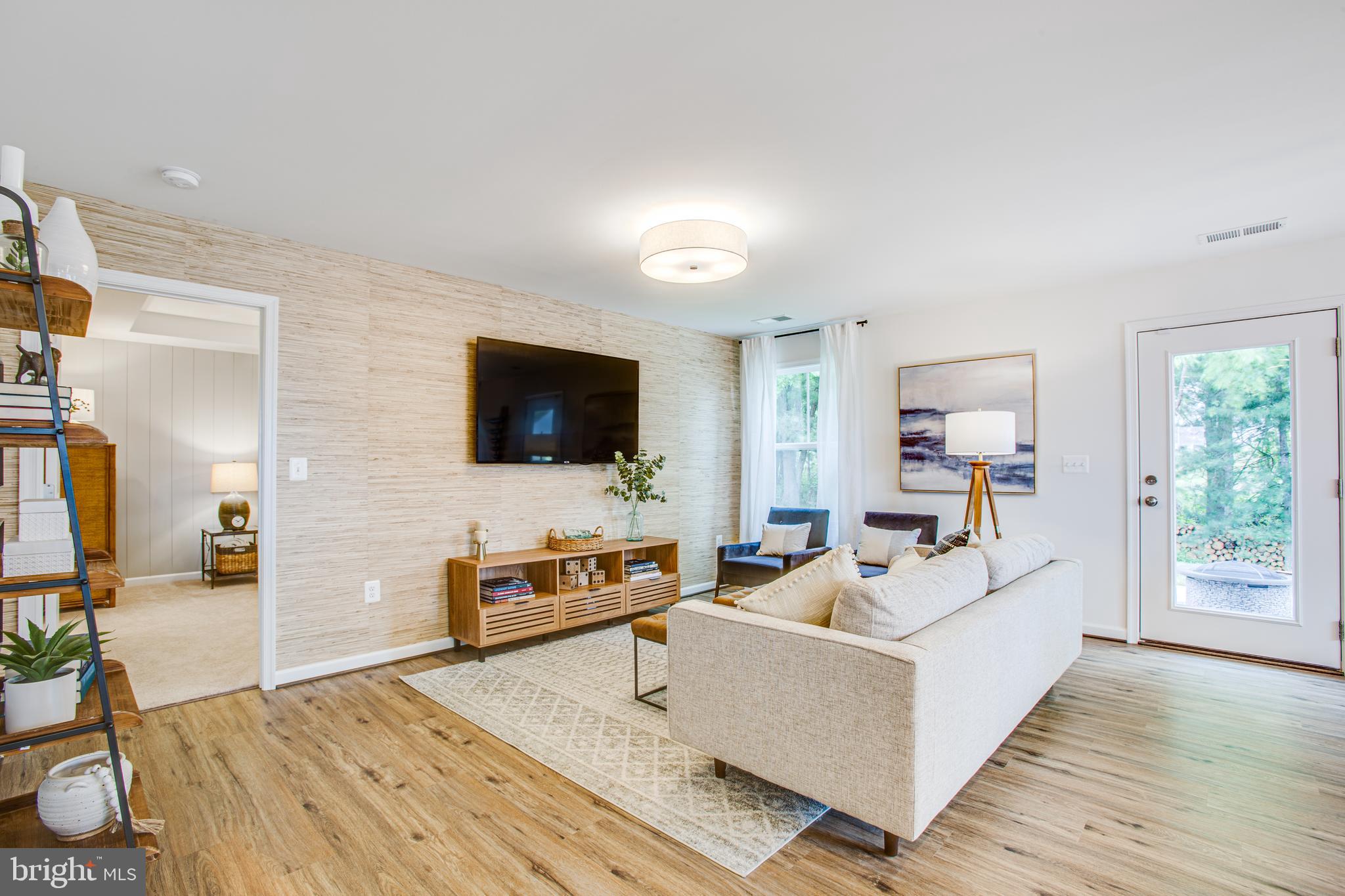 WASHINGTON GARDENS - Residential