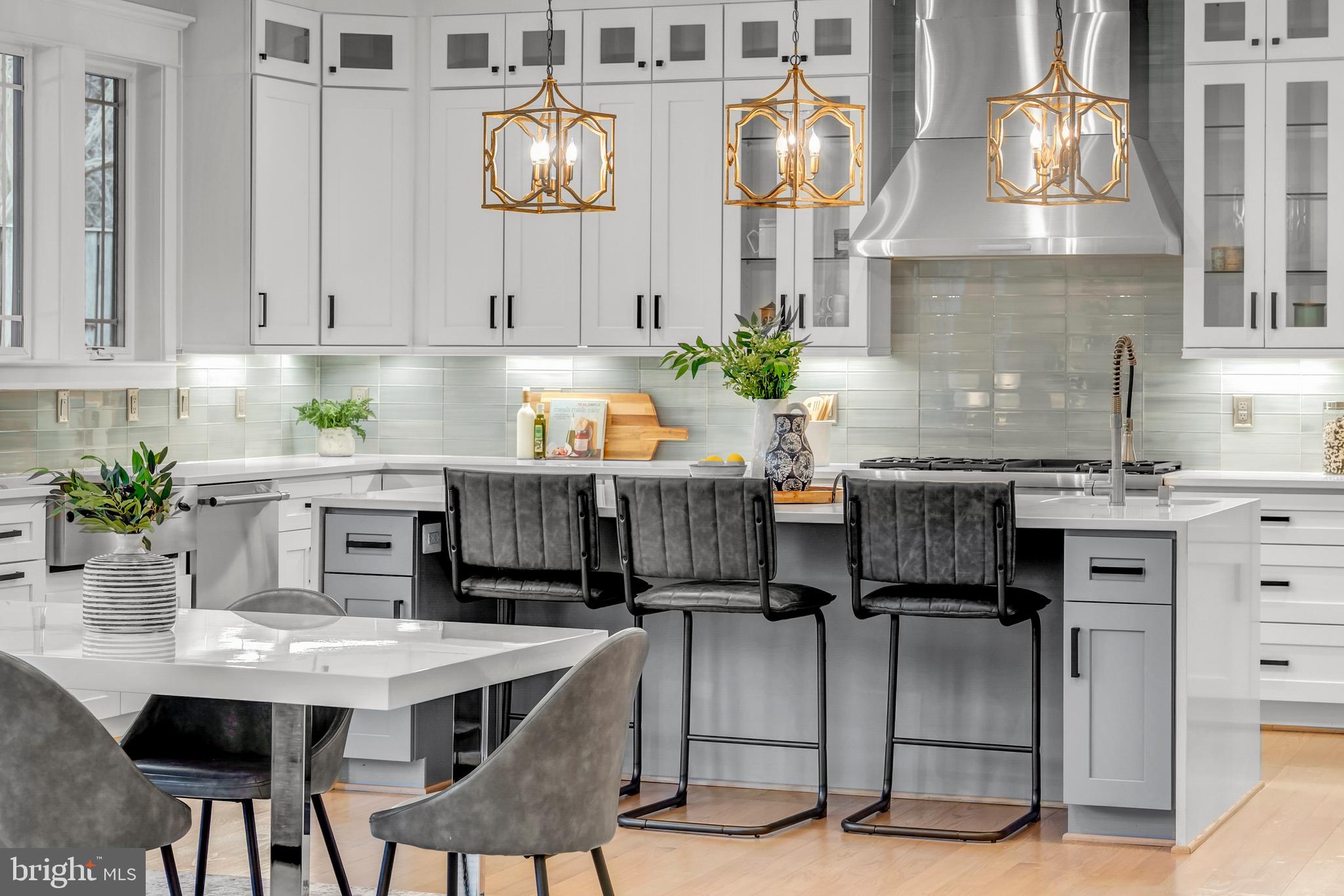 BROYHILL LANGLEY ESTATES - Residential