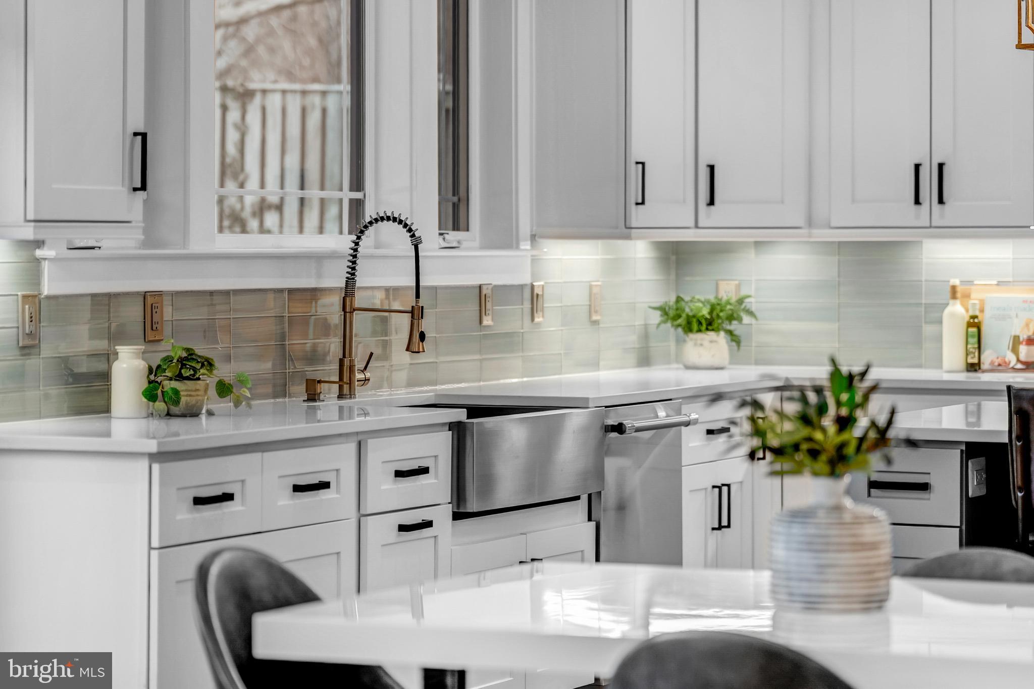 BROYHILL LANGLEY ESTATES - Residential