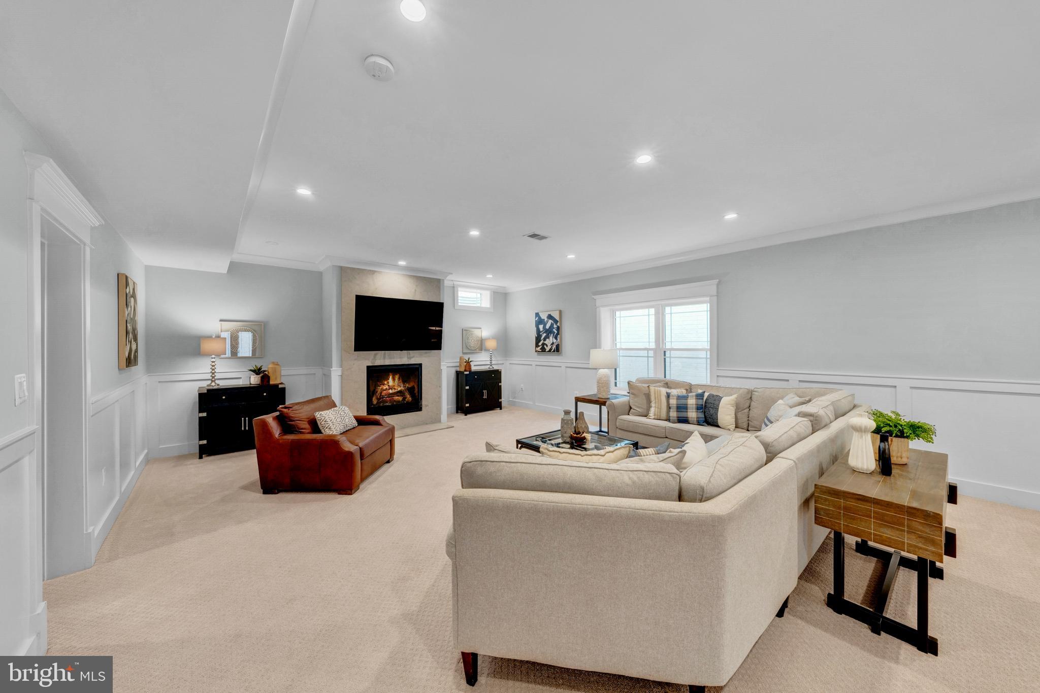 BROYHILL LANGLEY ESTATES - Residential