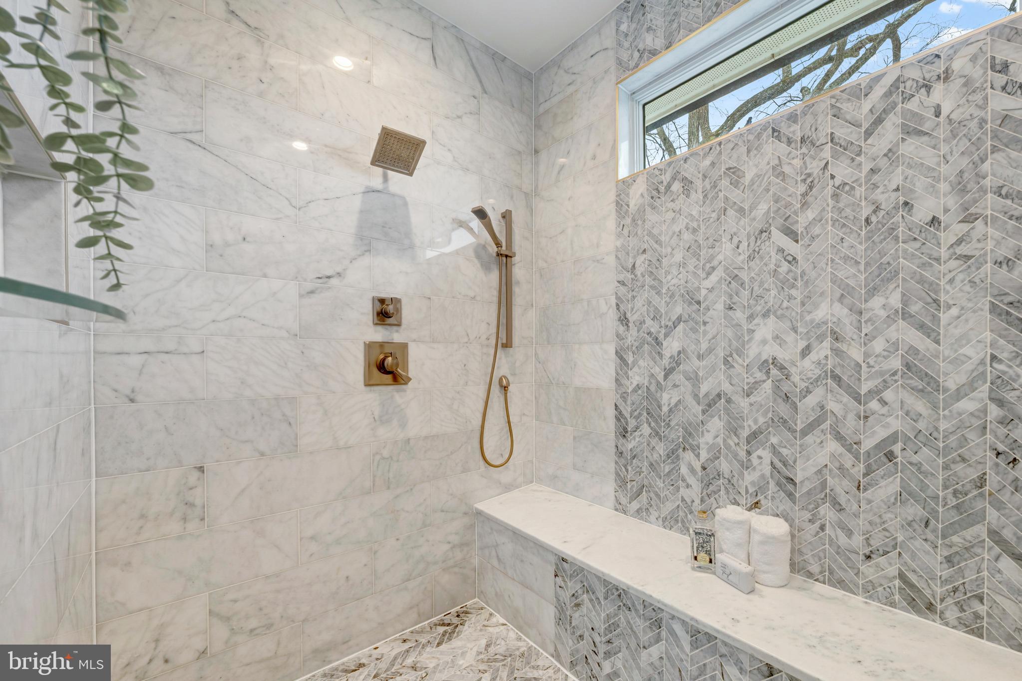 BROYHILL LANGLEY ESTATES - Residential