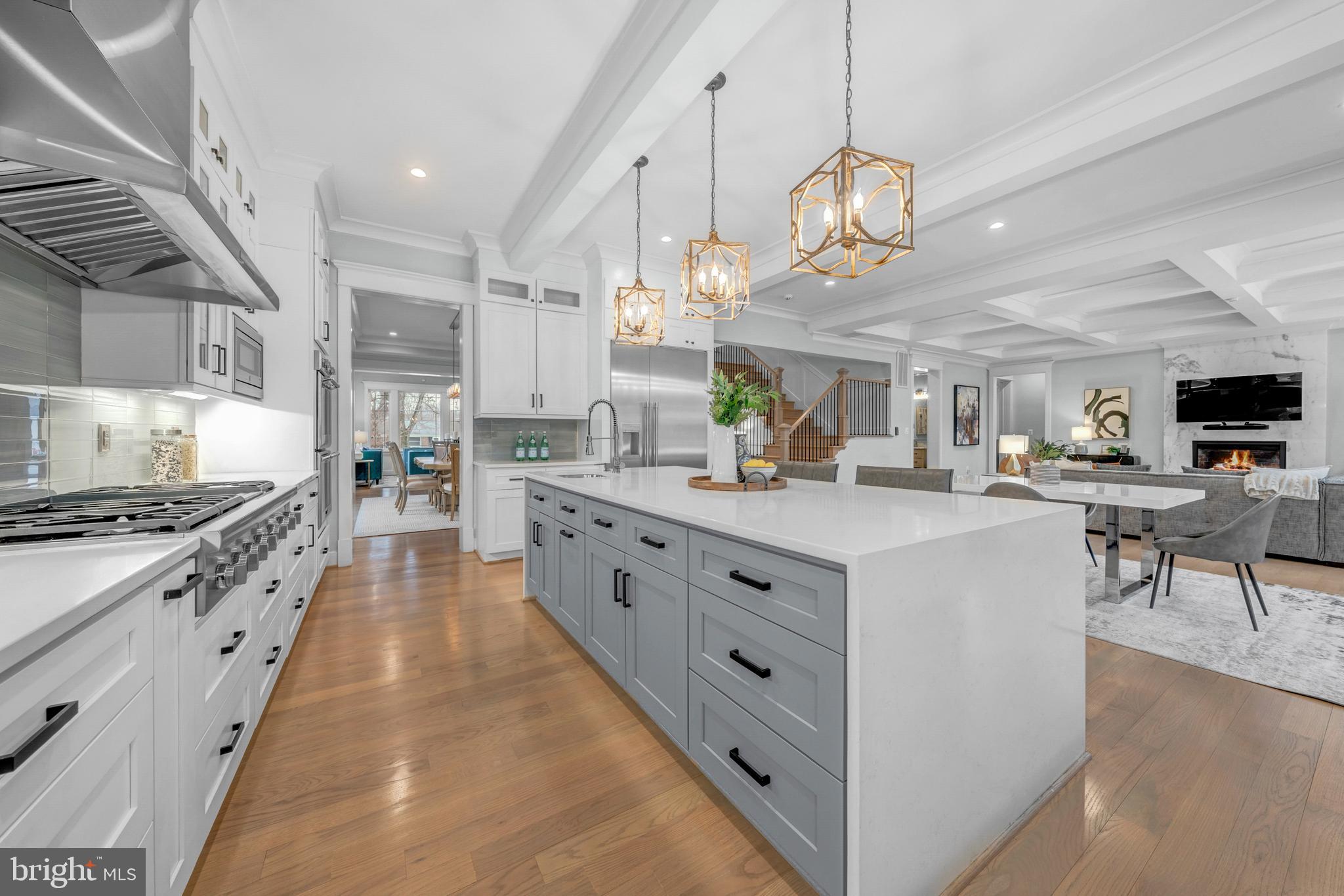 BROYHILL LANGLEY ESTATES - Residential