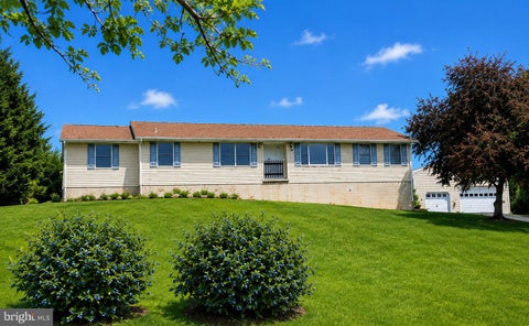 Photo of 905 Bridgeton Road, FAWN GROVE, PA 17321 (MLS # PAYK2104516)