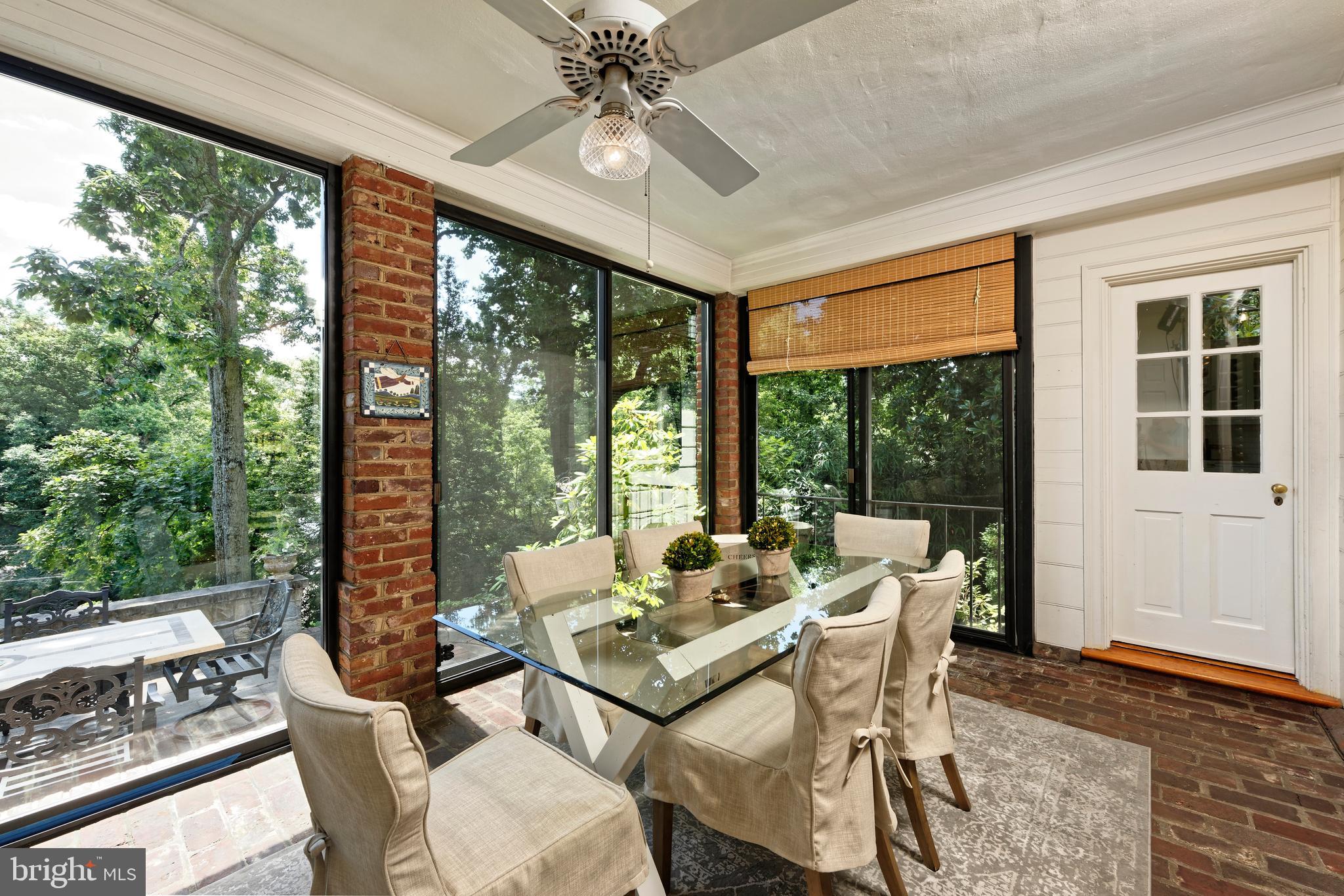 BELLE HAVEN - Residential