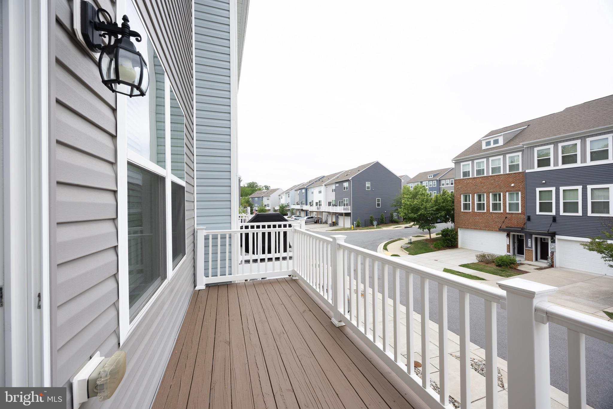 THE COVE - Residential