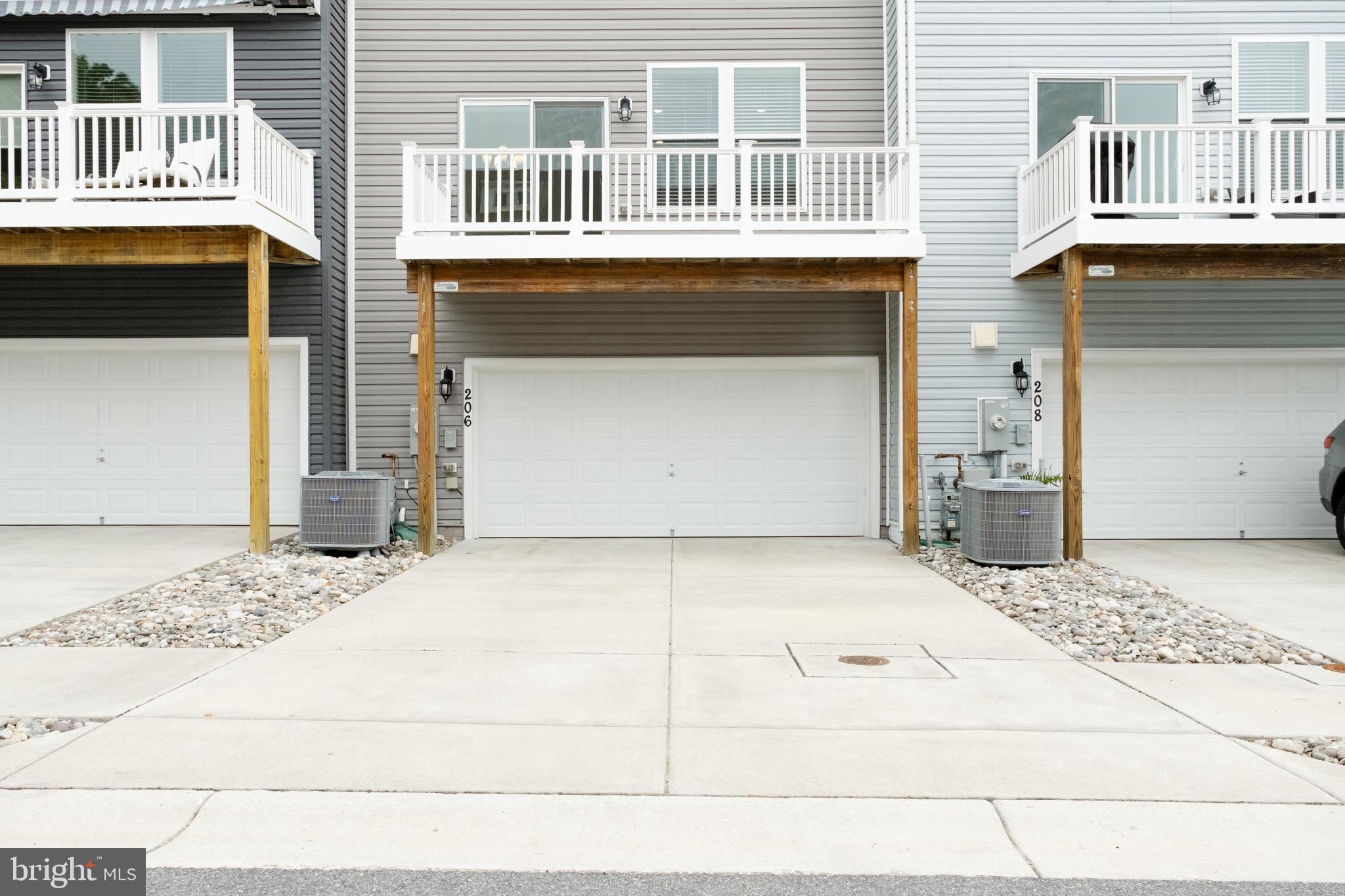 THE COVE - Residential