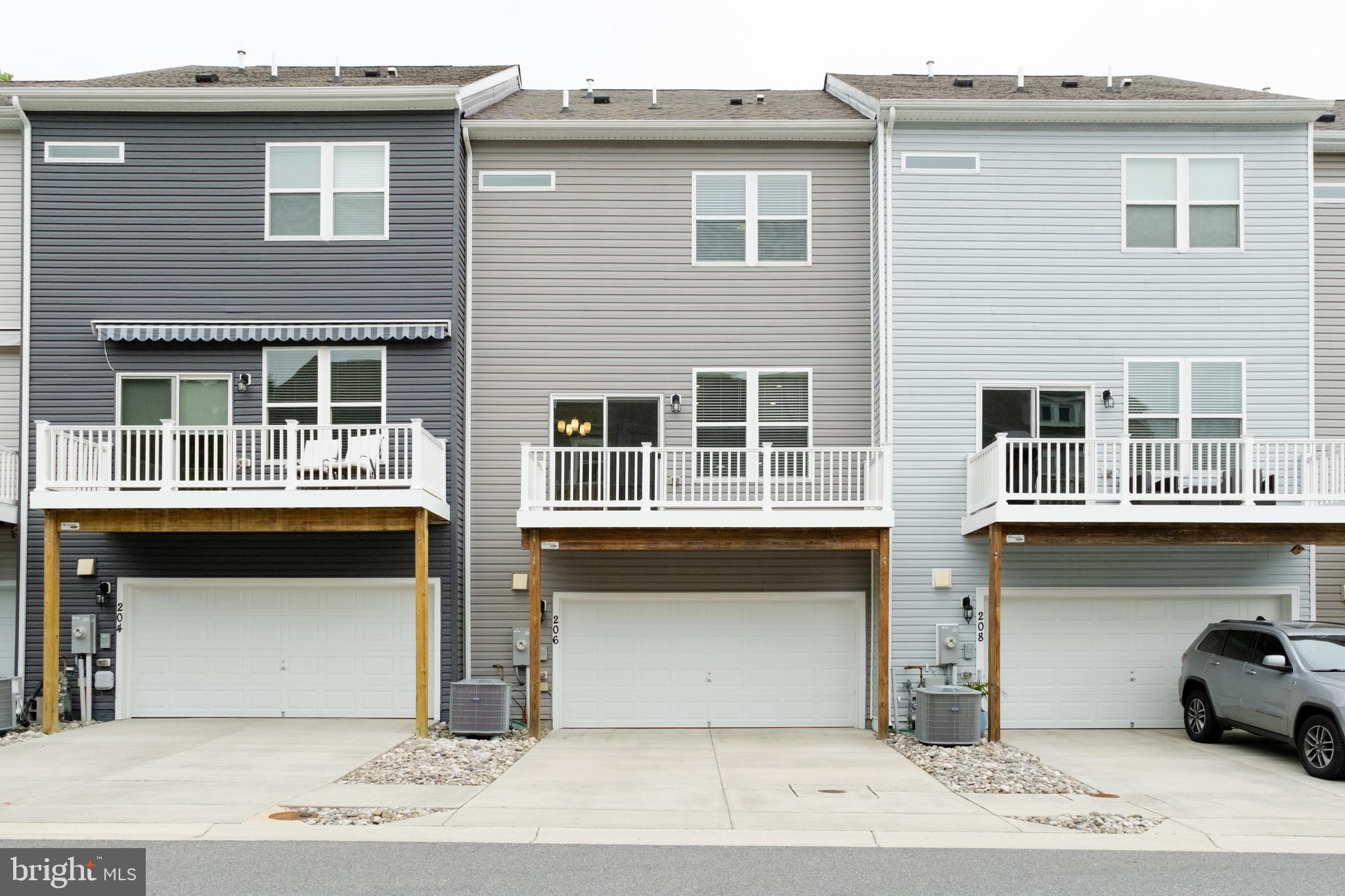 THE COVE - Residential