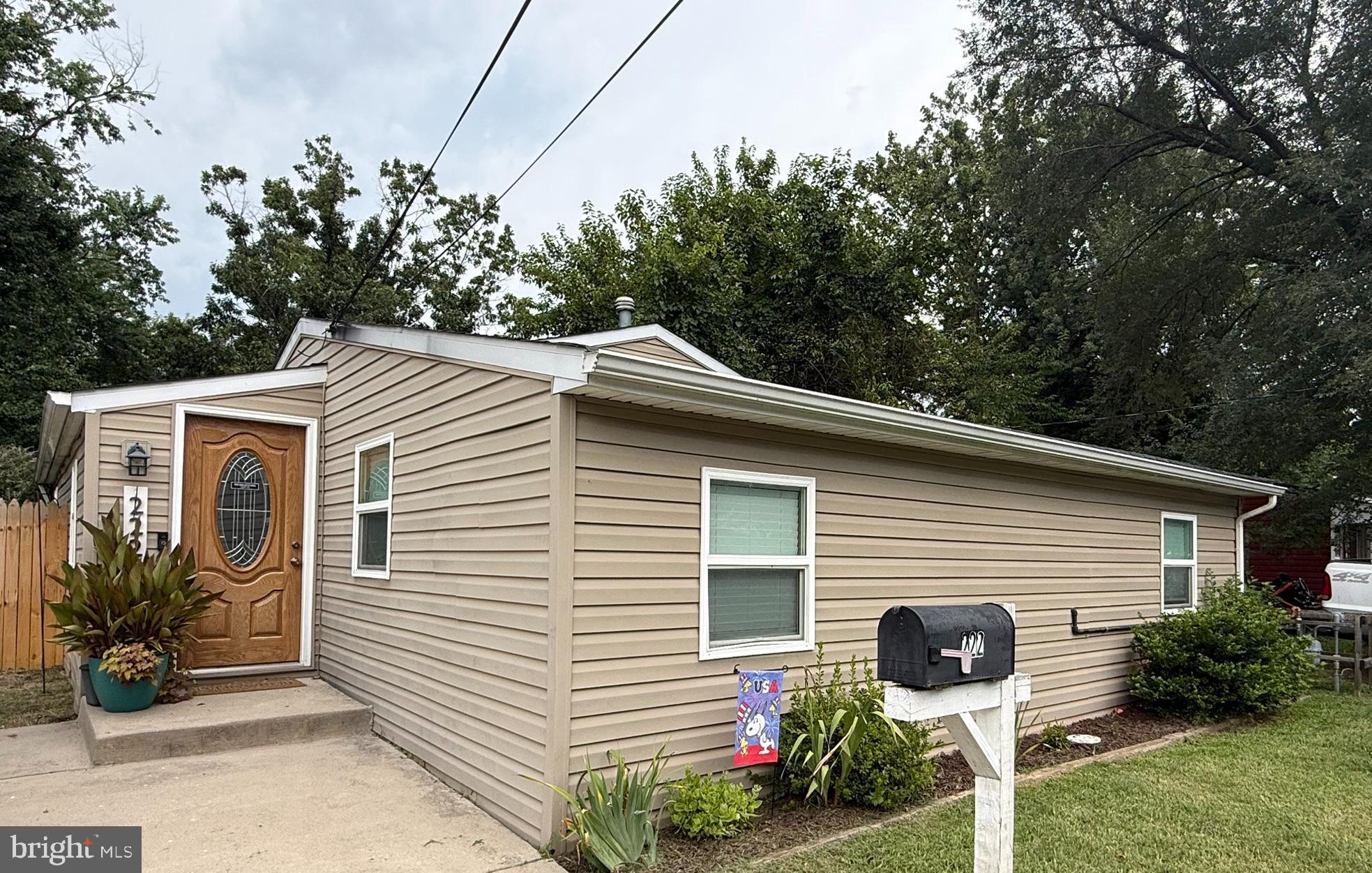 222 GLEN ROAD
