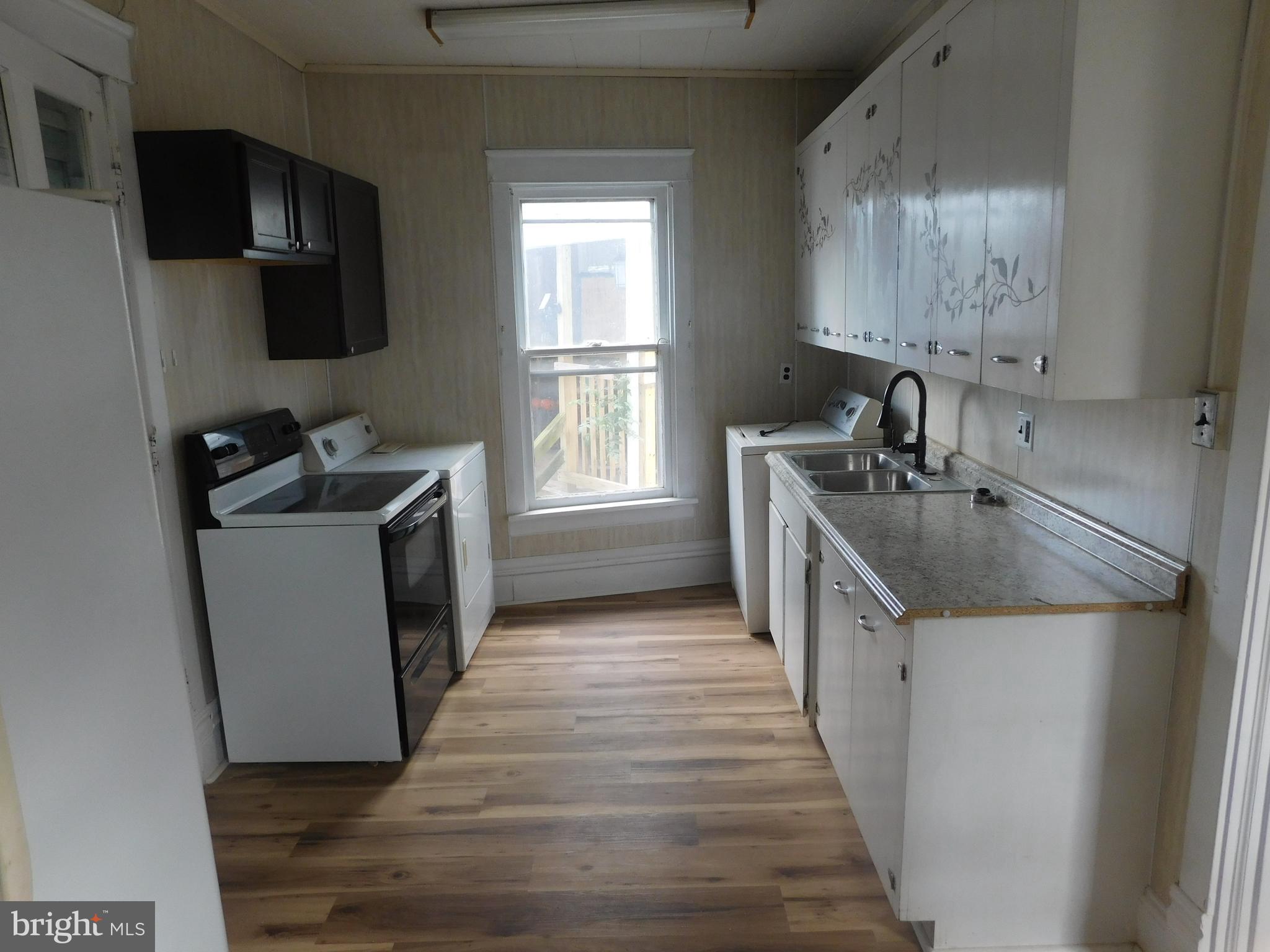 LEWISTOWN BORO - Residential