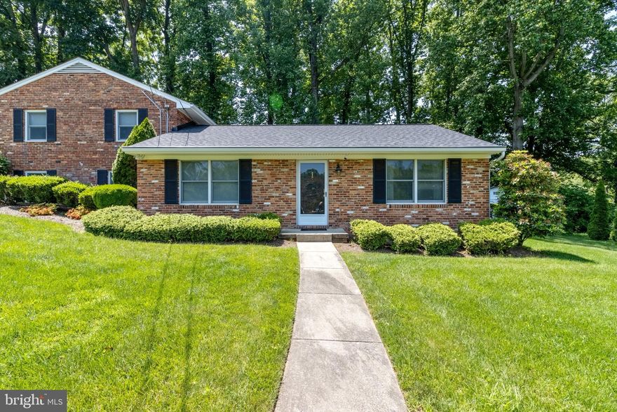 Furnished and all utilities included. This single family house is perfect for traveling nurses, business travelers, military members, or students, that want a furnished private space with a separate entrance. It’s located close to I-495 for easy commute to INOVA Fairfax hospital, DC, Alexandria, and Tyson’s Corner. It’s fully furnished with all the furnishing necessary for a home away from home. Spacious kitchen has a full size oven & refrigerator. Full size washer and dryer in the unit. Plenty of parking available. Short term available