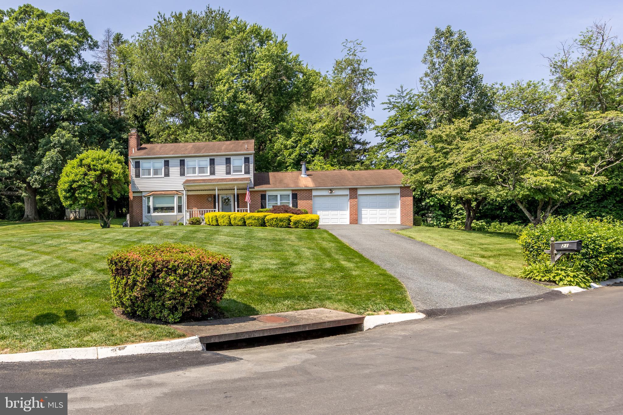 COLONIAL ACRES - Residential