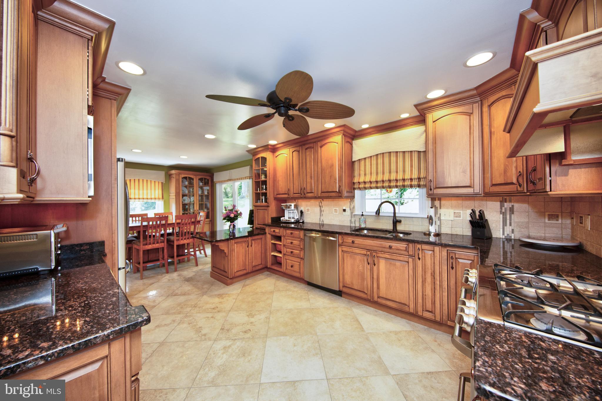 COLONIAL ACRES - Residential