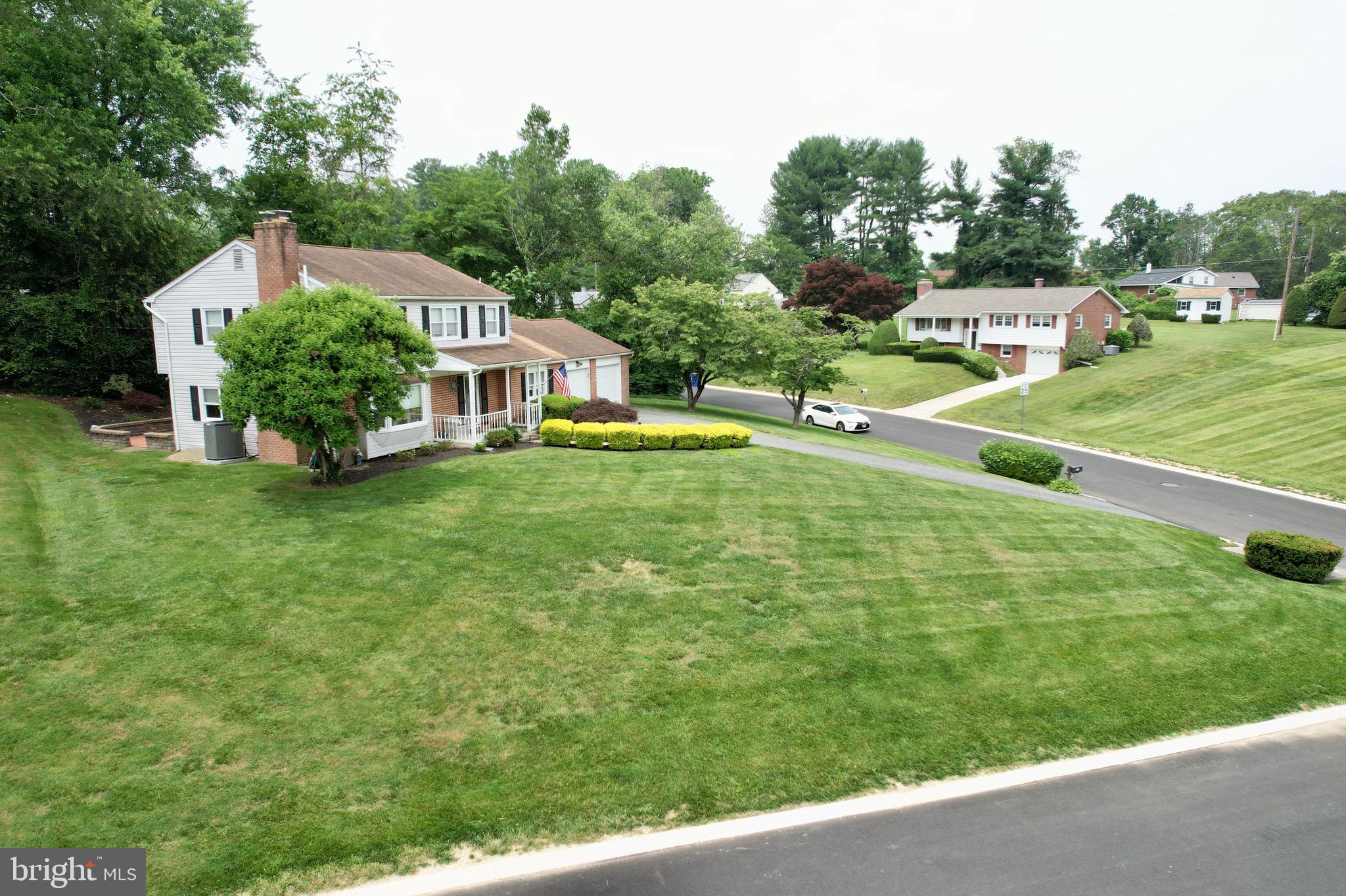 COLONIAL ACRES - Residential