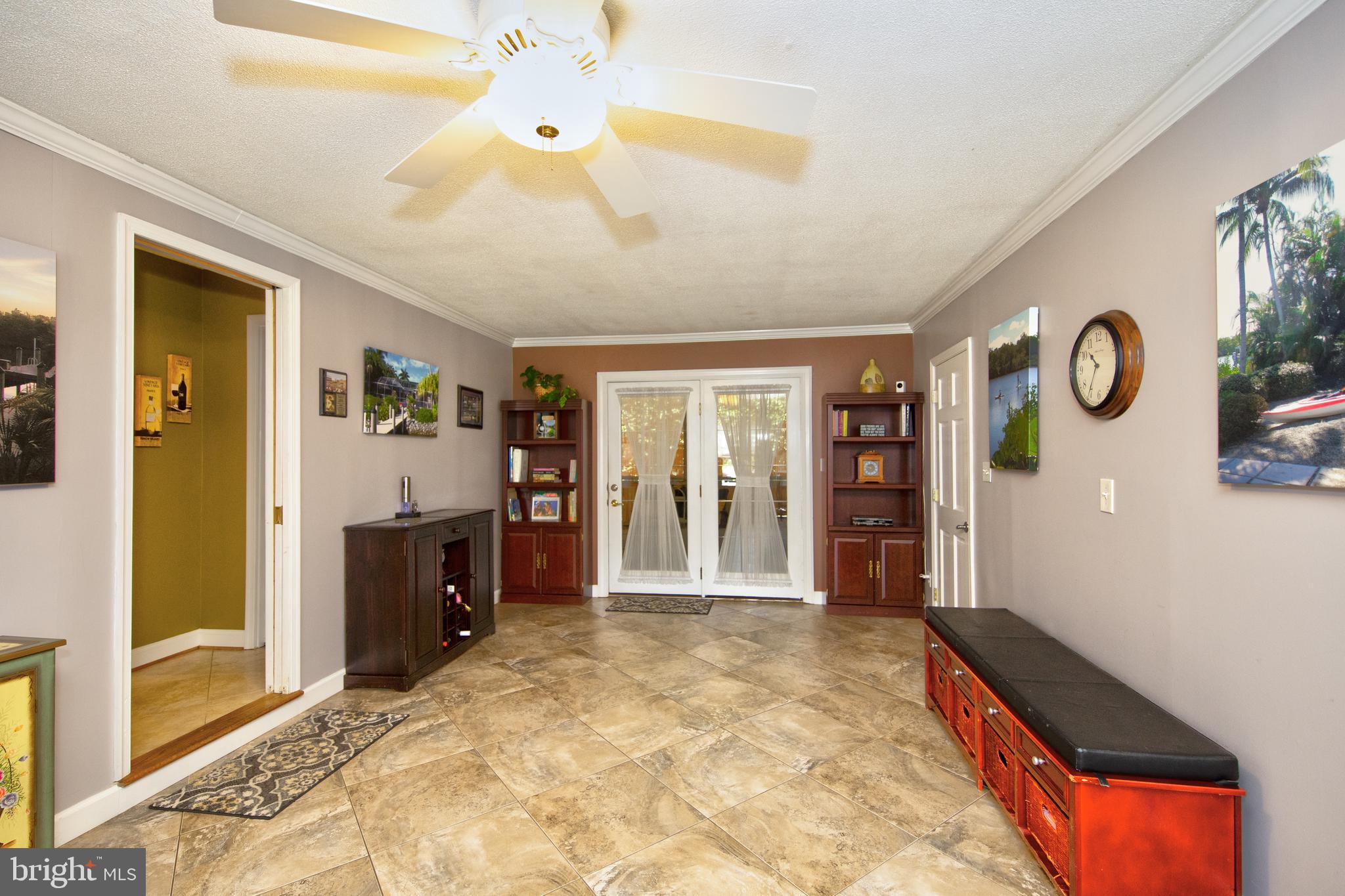 COLONIAL ACRES - Residential