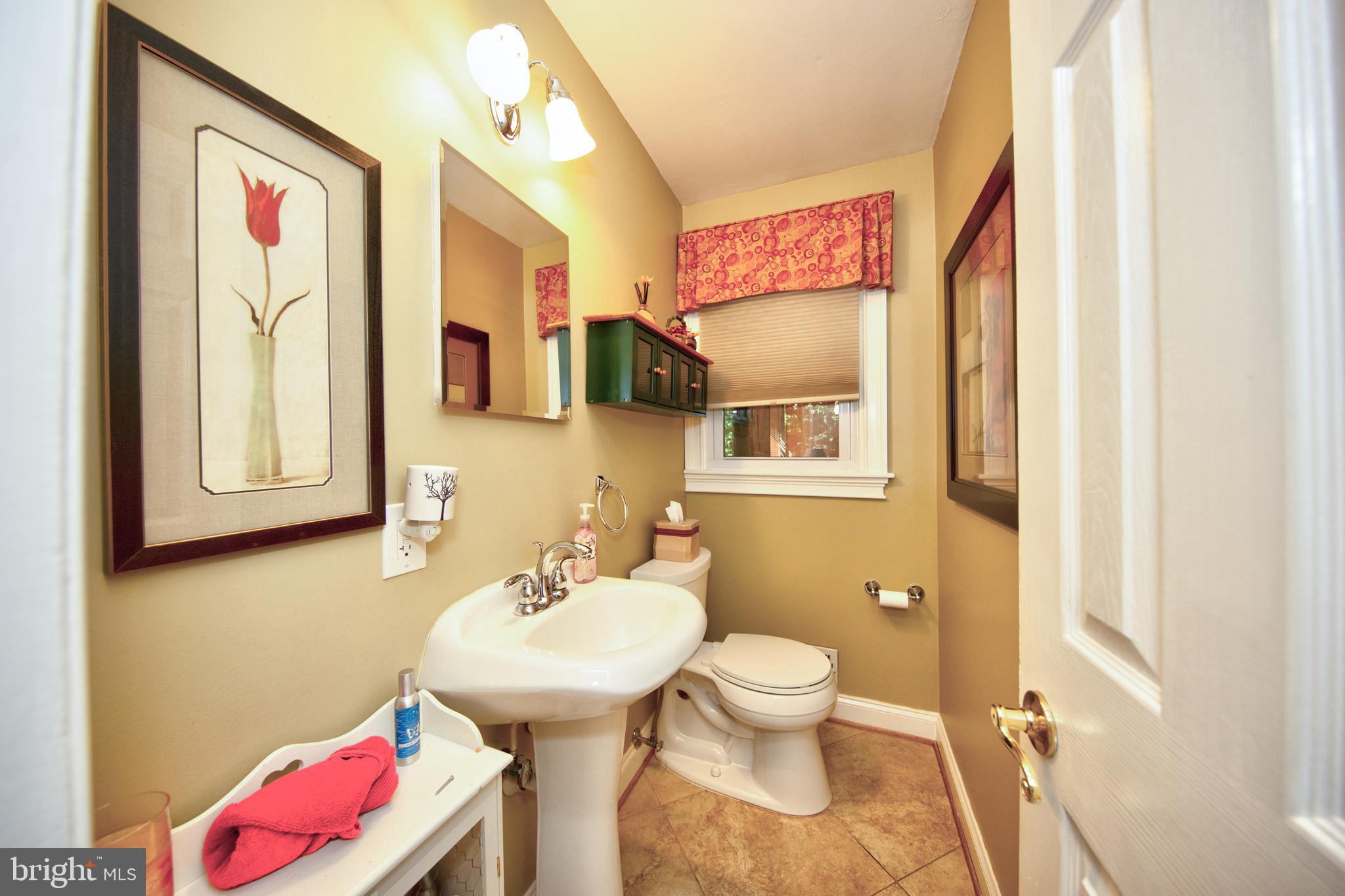 COLONIAL ACRES - Residential