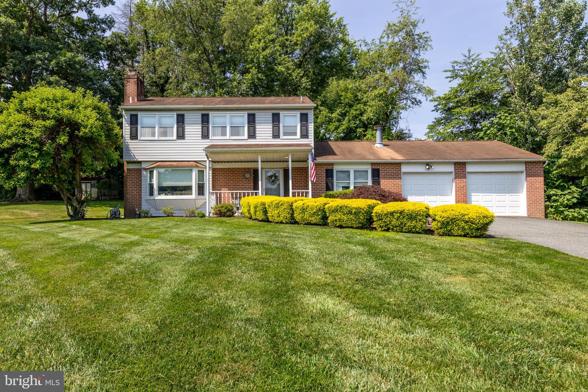 21 COLONIAL ROAD