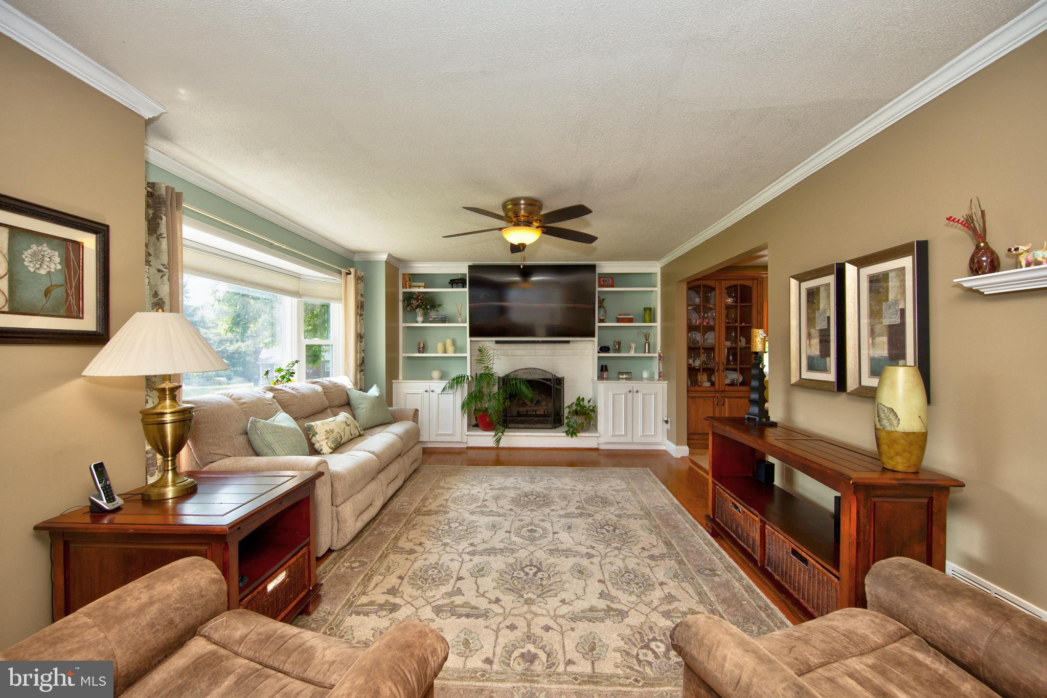 COLONIAL ACRES - Residential