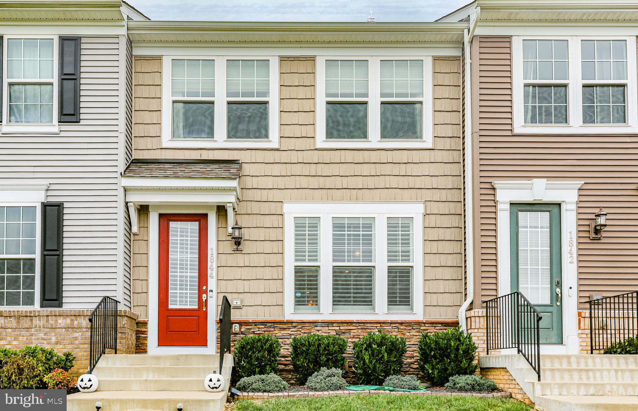 LANDING AT CENTRAL PARK - Residential