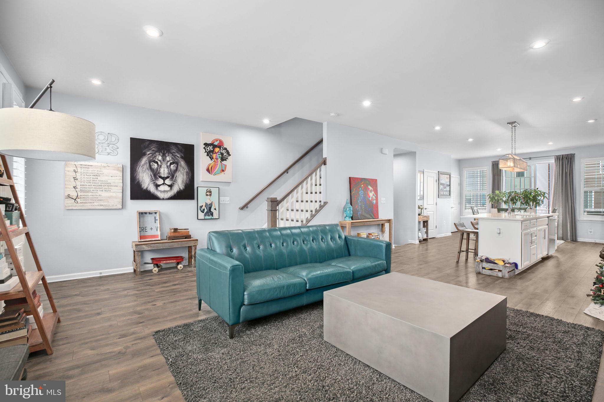 LANDING AT CENTRAL PARK - Residential