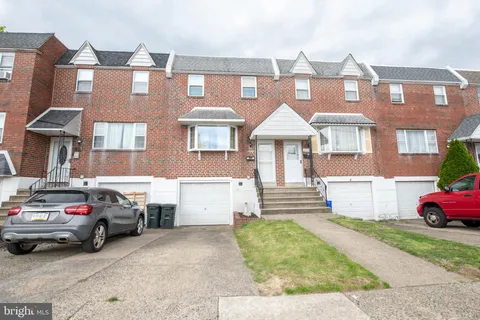 3760 Genesee Drive, Philadelphia, PA MLS: PAPH2472724