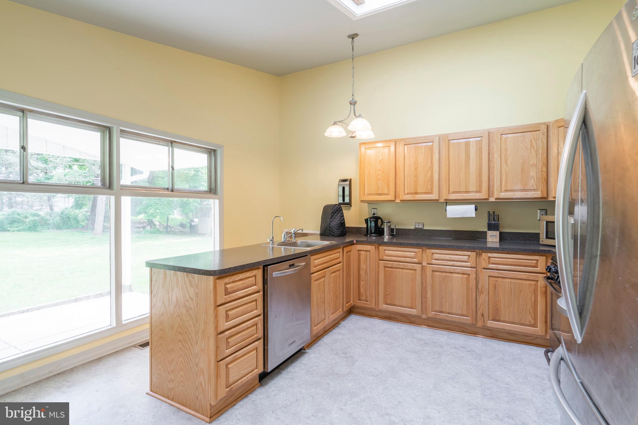 CENTER SQ GREEN - Residential